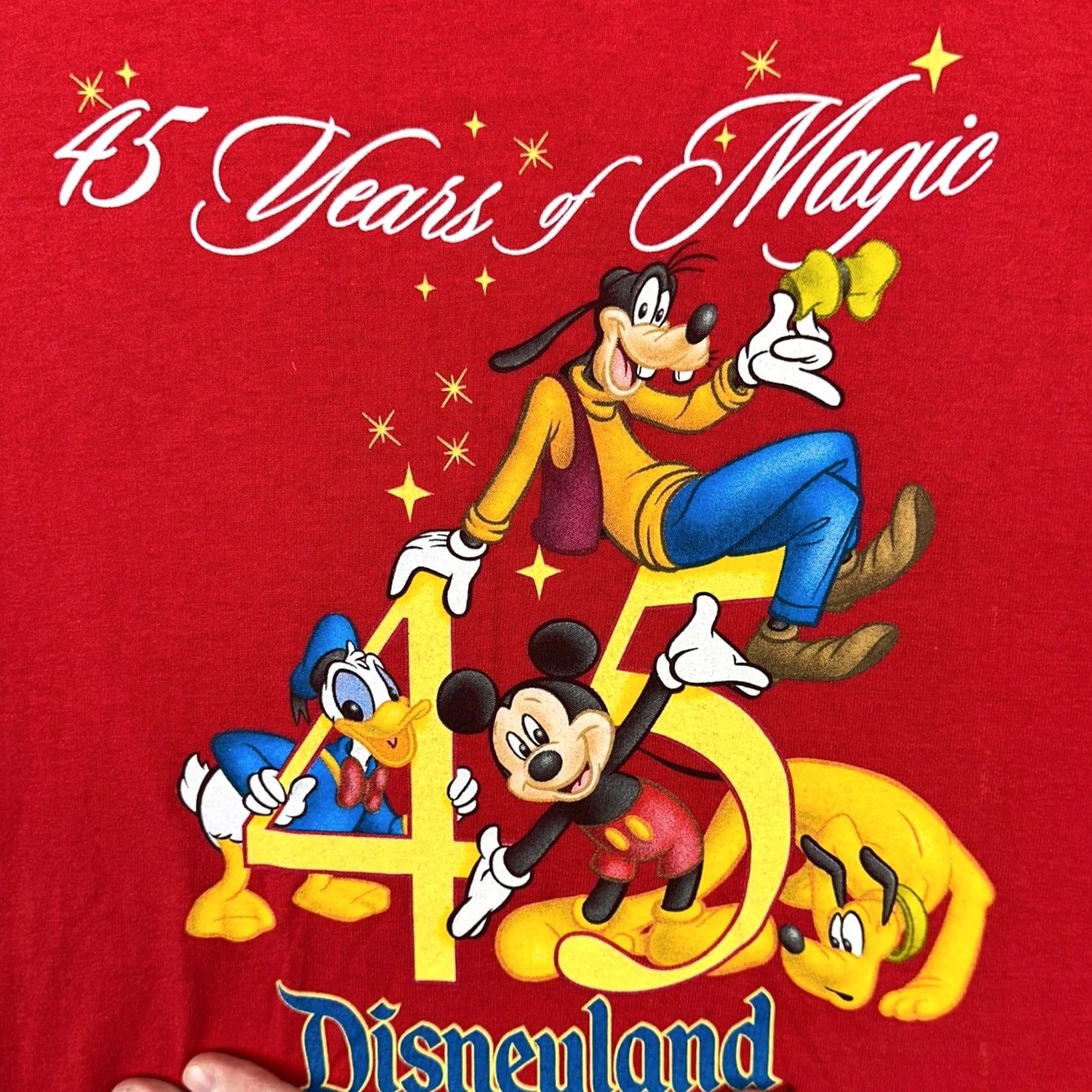 Vintage VINTAGE Disneyland T-Shirt Tee Mens XL Red 45 Year Of Magic Mickey Goofy Donald Size US XL / EU 56 / 4 - 5 Thumbnail