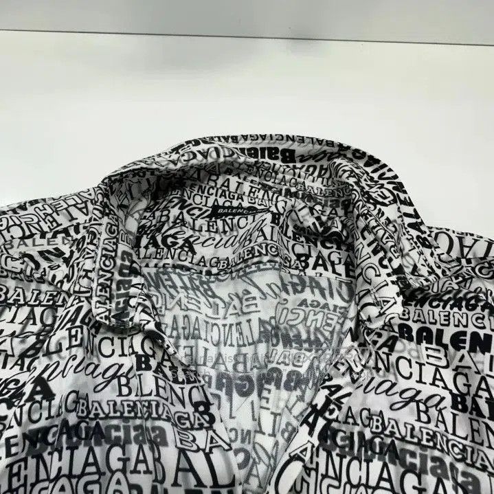 Balenciaga Balenciaga Casual Fashion Button. Size US M / EU 48-50 / 2 - 6 Thumbnail