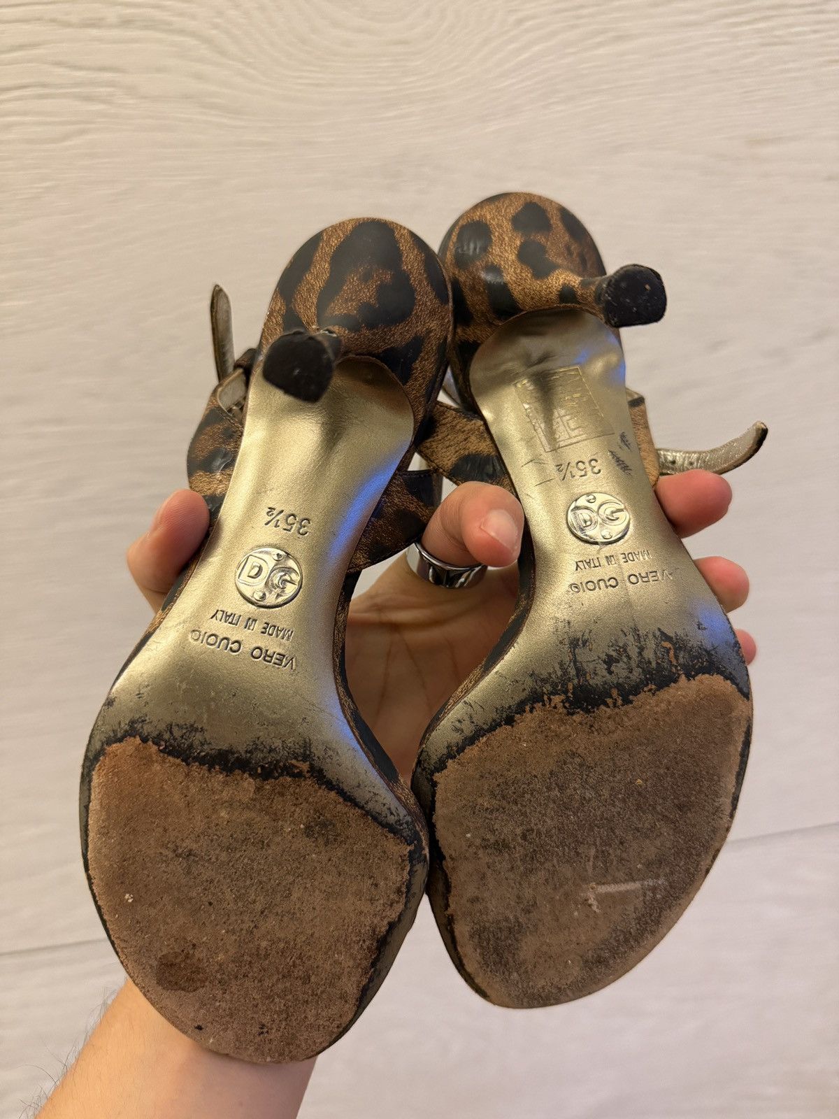 Dolce & Gabbana Dolce & Gabbana Leopard patent leather sandal Size US 5 / IT 35 - 7 Thumbnail