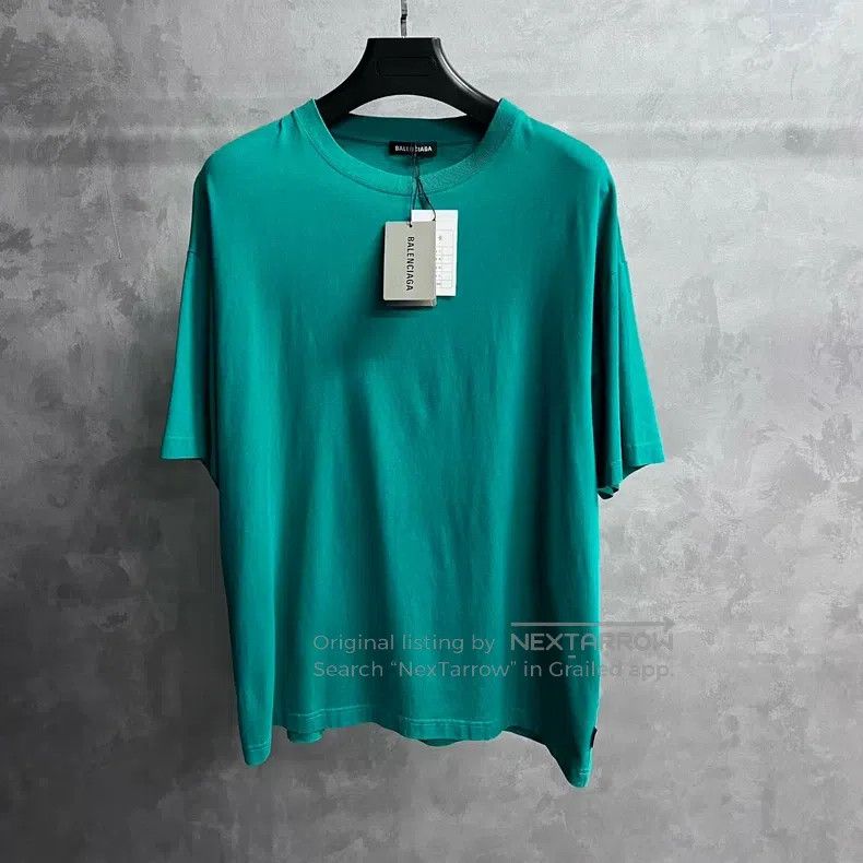 Balenciaga Balenciaga Green Short-sleeve T-shirt Size US S / EU 44-46 / 1 - 1 Thumbnail