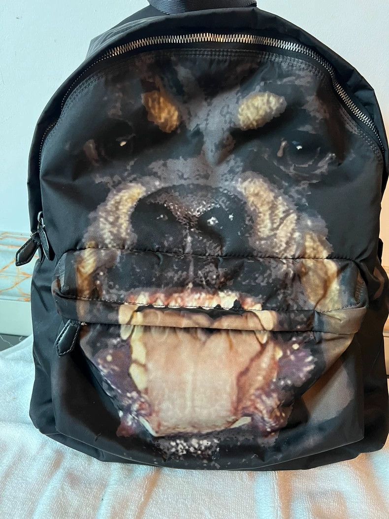 Pre-owned Givenchy Dog Head Print Backpack -dmc In Black