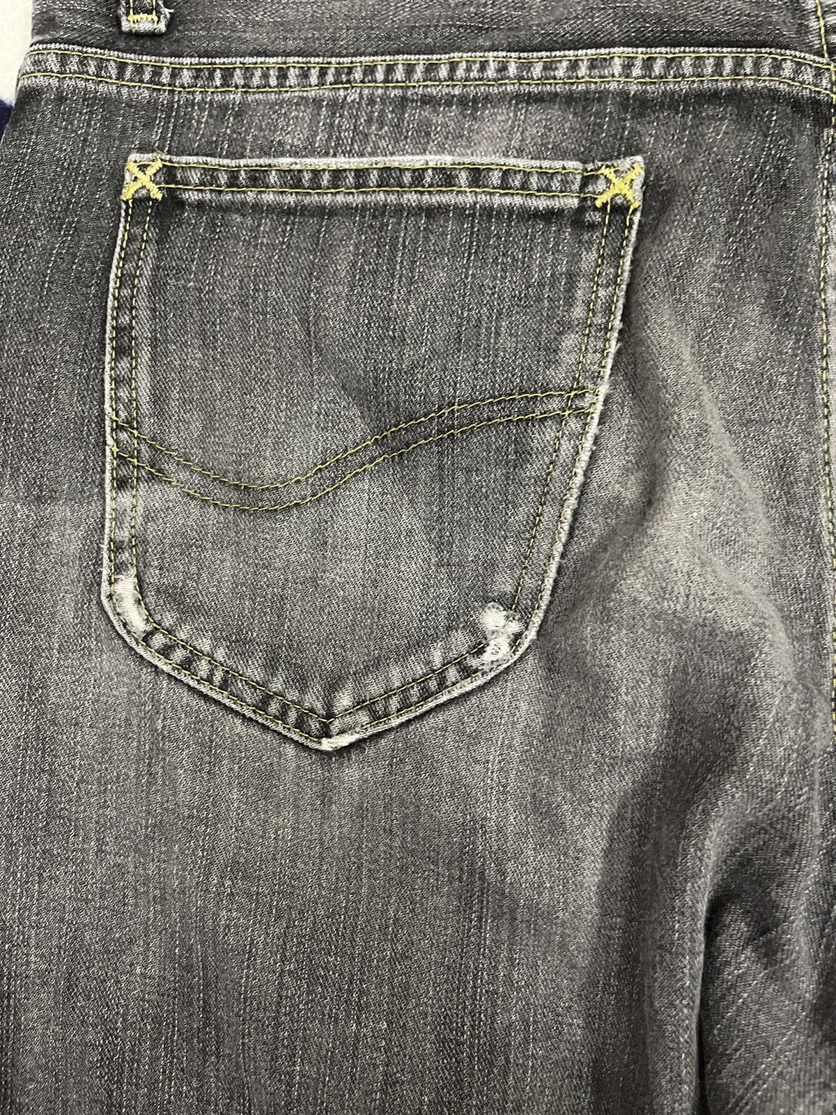 Lee Rider Distressed Jeans (13)