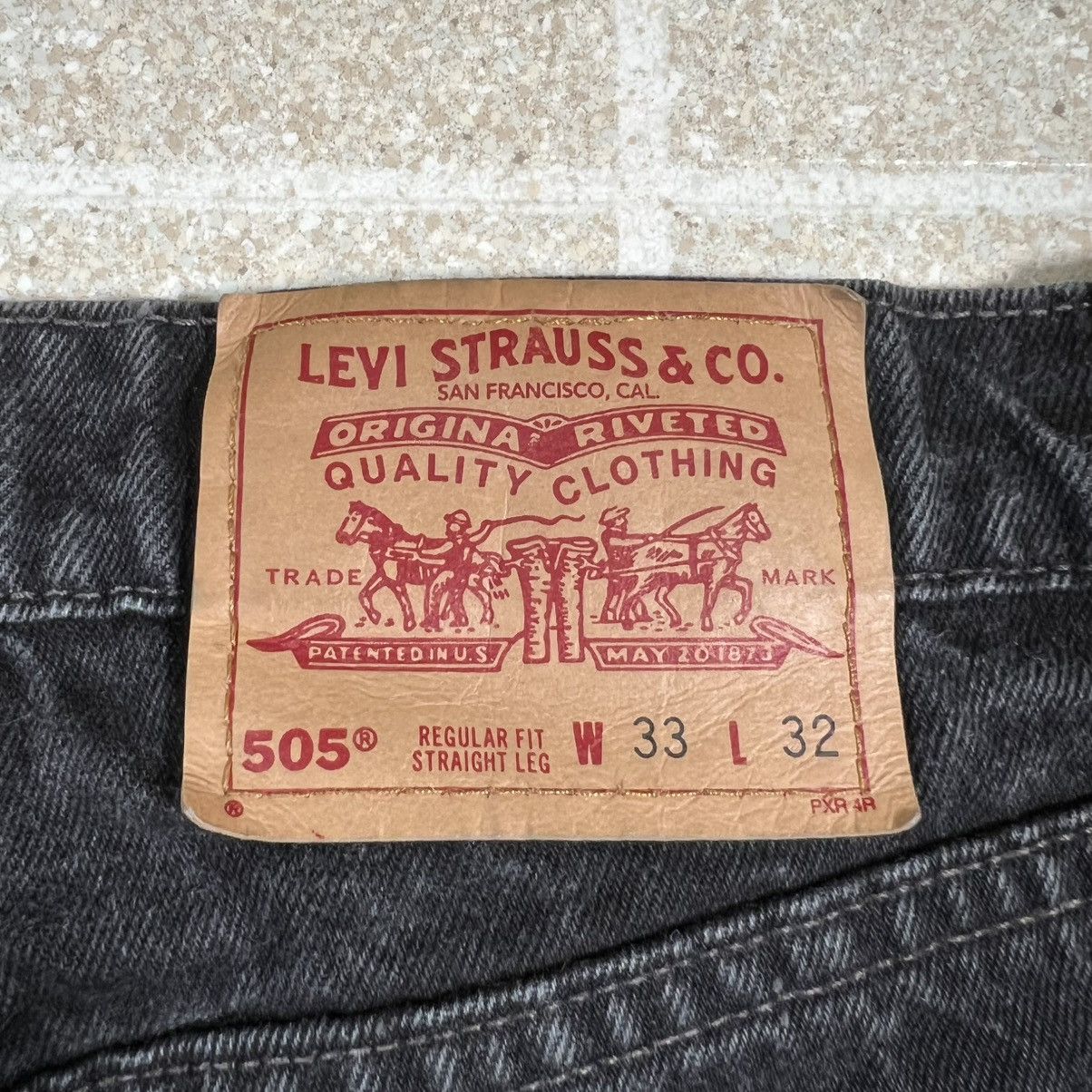 Levi's VTG Levi's 505 Jeans 30x30 Made in USA 90’s Straight Leg Size US 30 / EU 46 - 7 Thumbnail