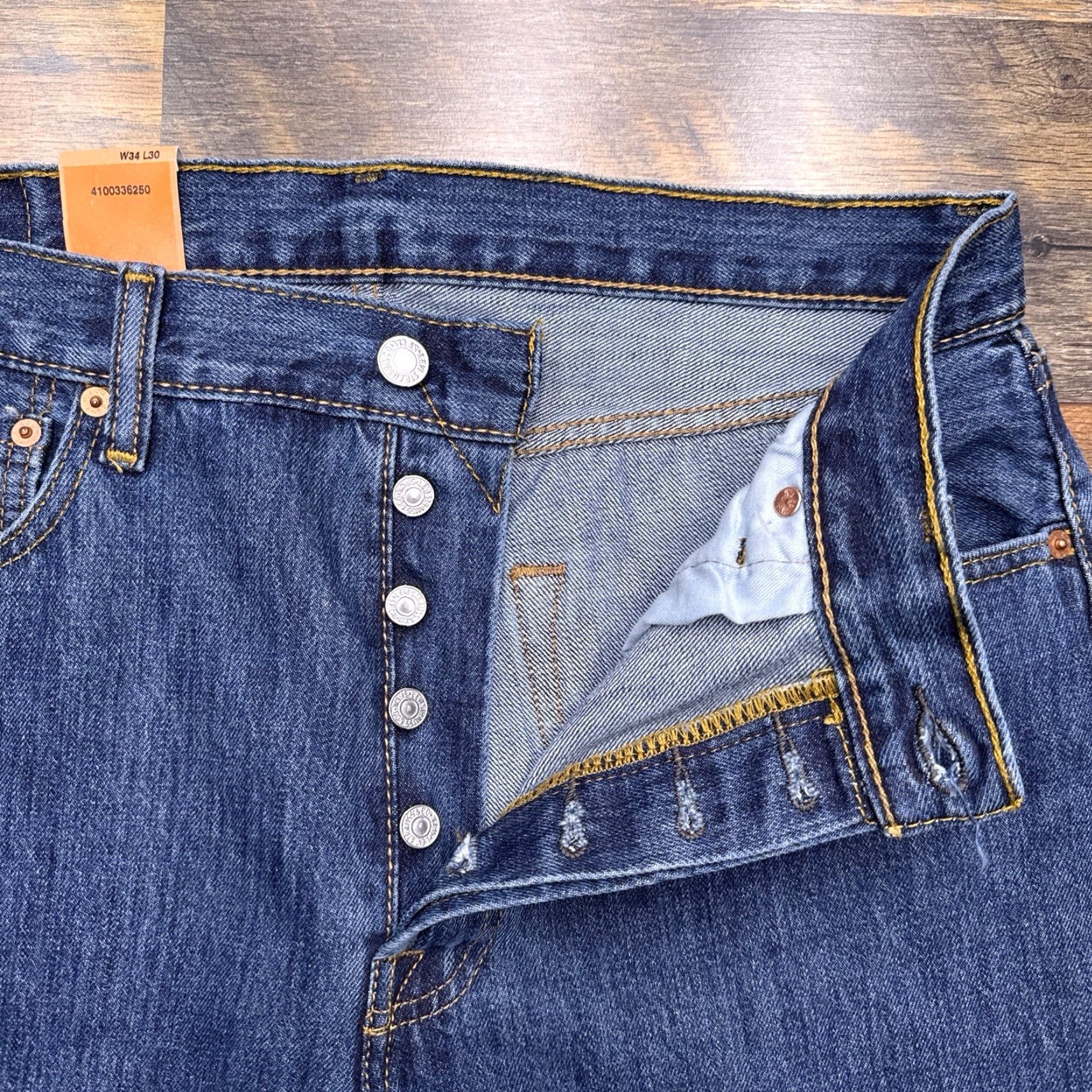 Levi's Levi's 501 Jeans Mens 34x30 Blue Button Fly Straight Leg 2008 New Size US 34 / EU 50 - 5 Thumbnail