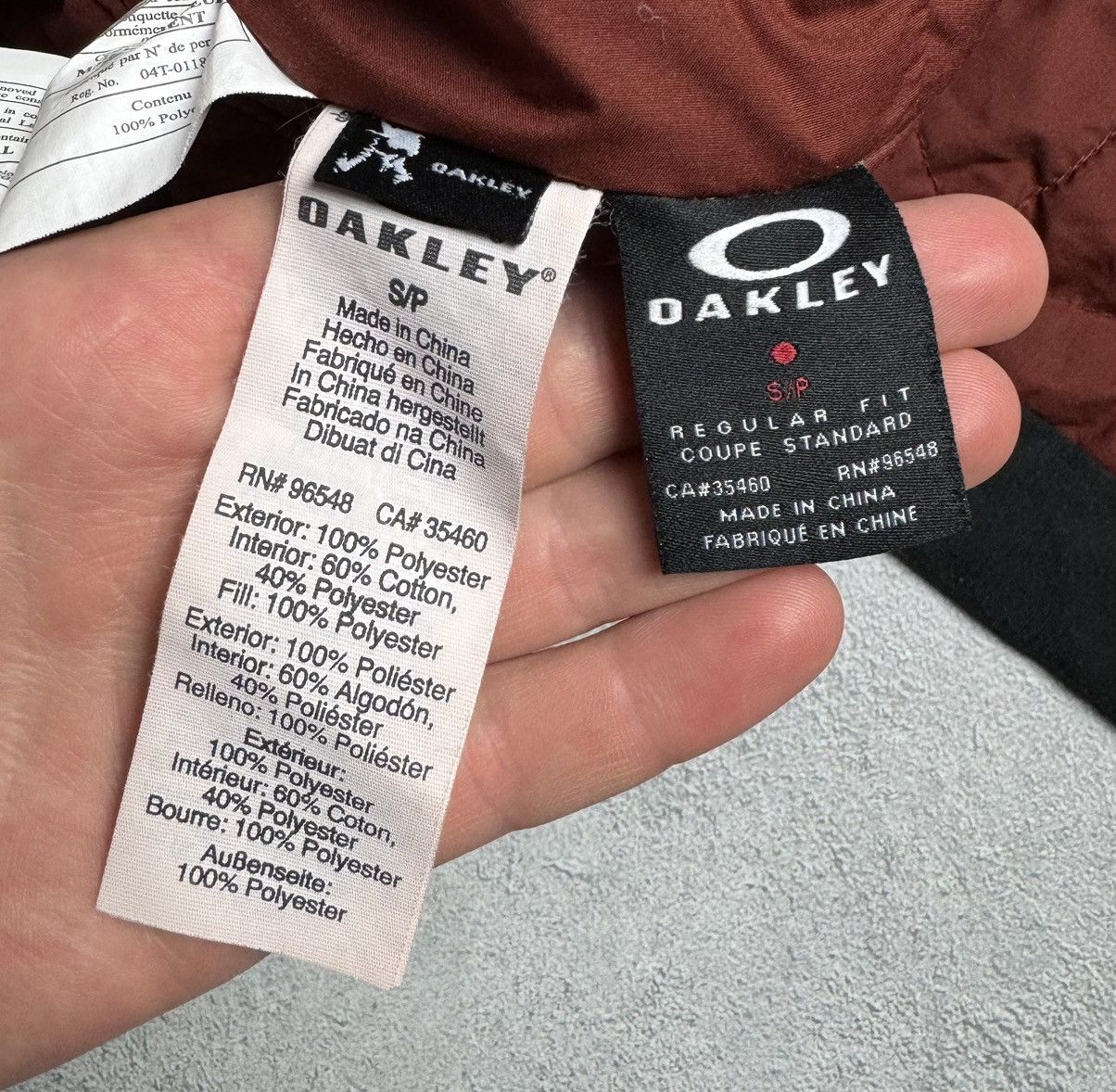 Oakley Oakley Small Logo Reversible Puffer Jacket Zip Hoodie Size US S / EU 44-46 / 1 - 16 Thumbnail