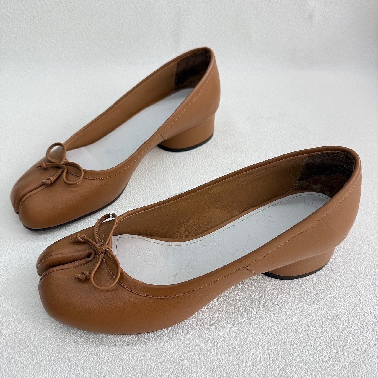 Maison Margiela Maison Margiela Tabi Leather Pumps Size 37 Size US 7 / IT 37 - 1 Thumbnail