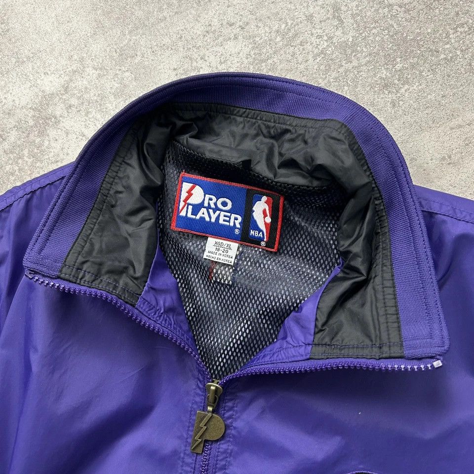 NBA × Vintage UTAH JAZZ PRO PLAYER WINDBREAKER JACKET SPELL OUT YOUTH Size US XL / EU 56 / 4 - 5 Thumbnail