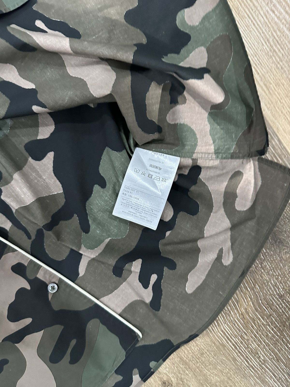Valentino Valentino Shirt Size US M / EU 48-50 / 2 - 3 Thumbnail