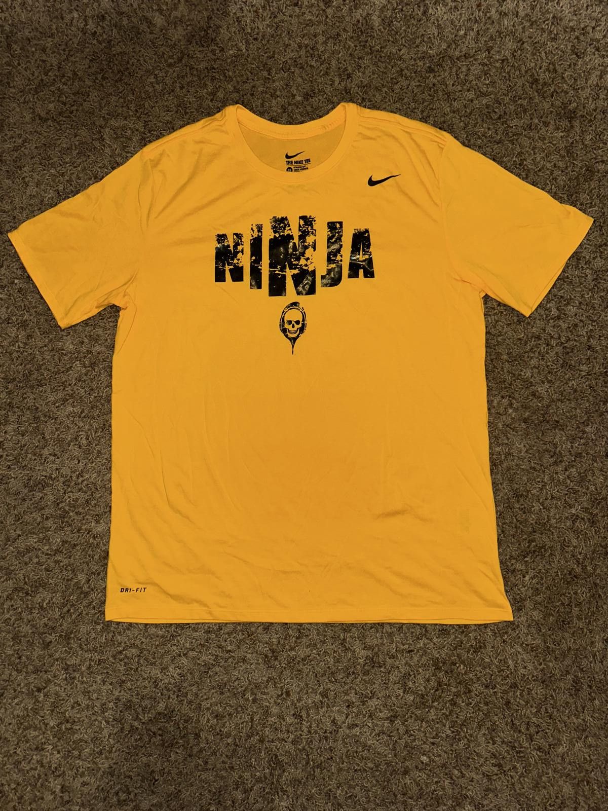 Nike Nike Dri-Fit Ninja Skull Graphic Yellow Shirt 2016 Size US XL / EU 56 / 4 - 1 Thumbnail