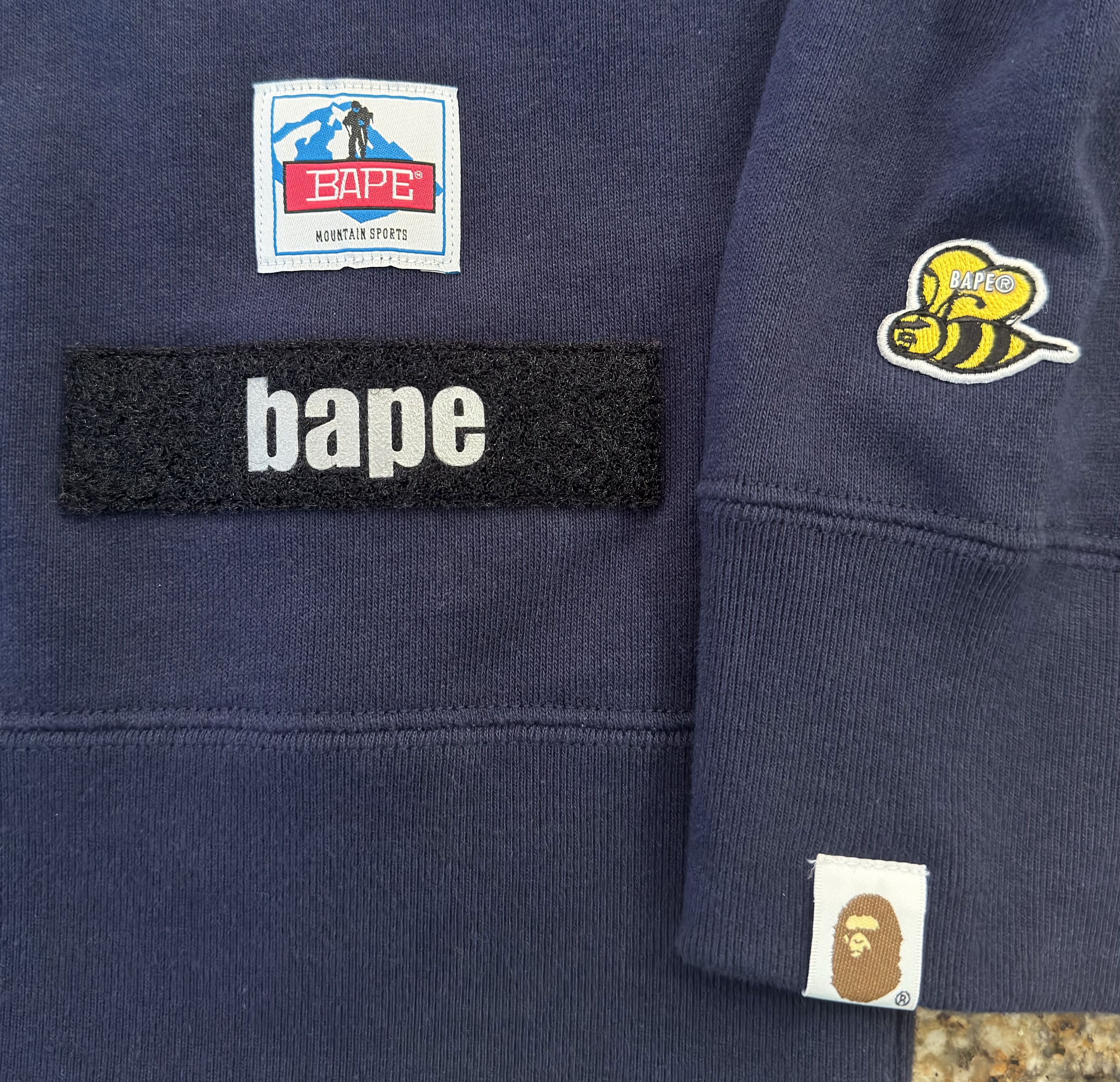 Bape Multi Label Relaxed Fit Crewneck Size US M / EU 48-50 / 2 - 5 Thumbnail