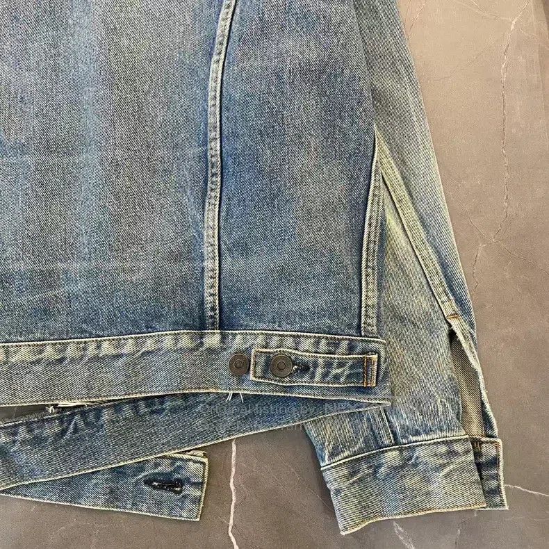 Balenciaga Balenciaga Blue denim jacket with collar logo distressed Size XXS / US 00 / IT 34 - 7 Thumbnail