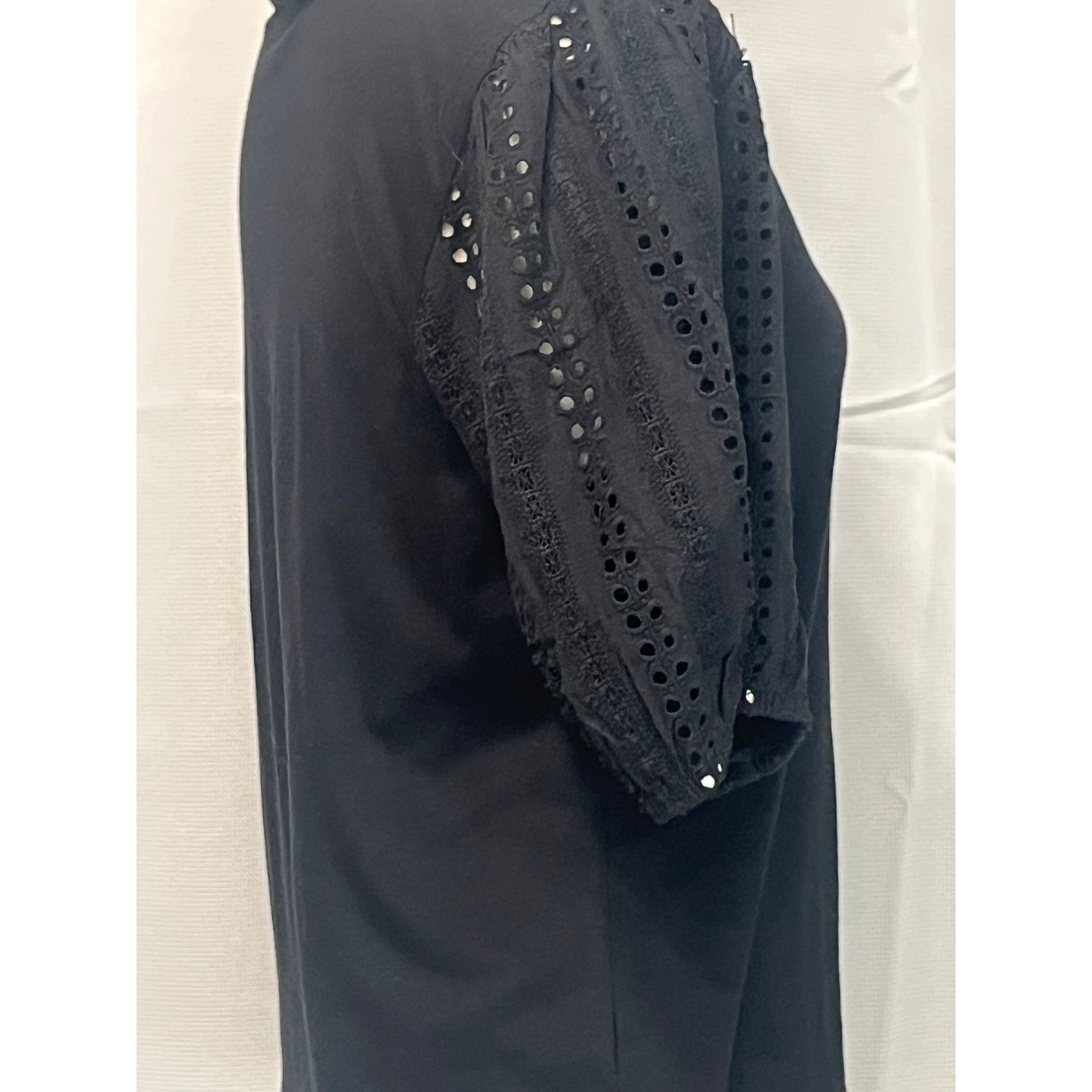 Other Faith & Zoe Women’s Eyelet Ballon Sleeve Top, Black, M Size M / US 6-8 / IT 42-44 - 12 Thumbnail