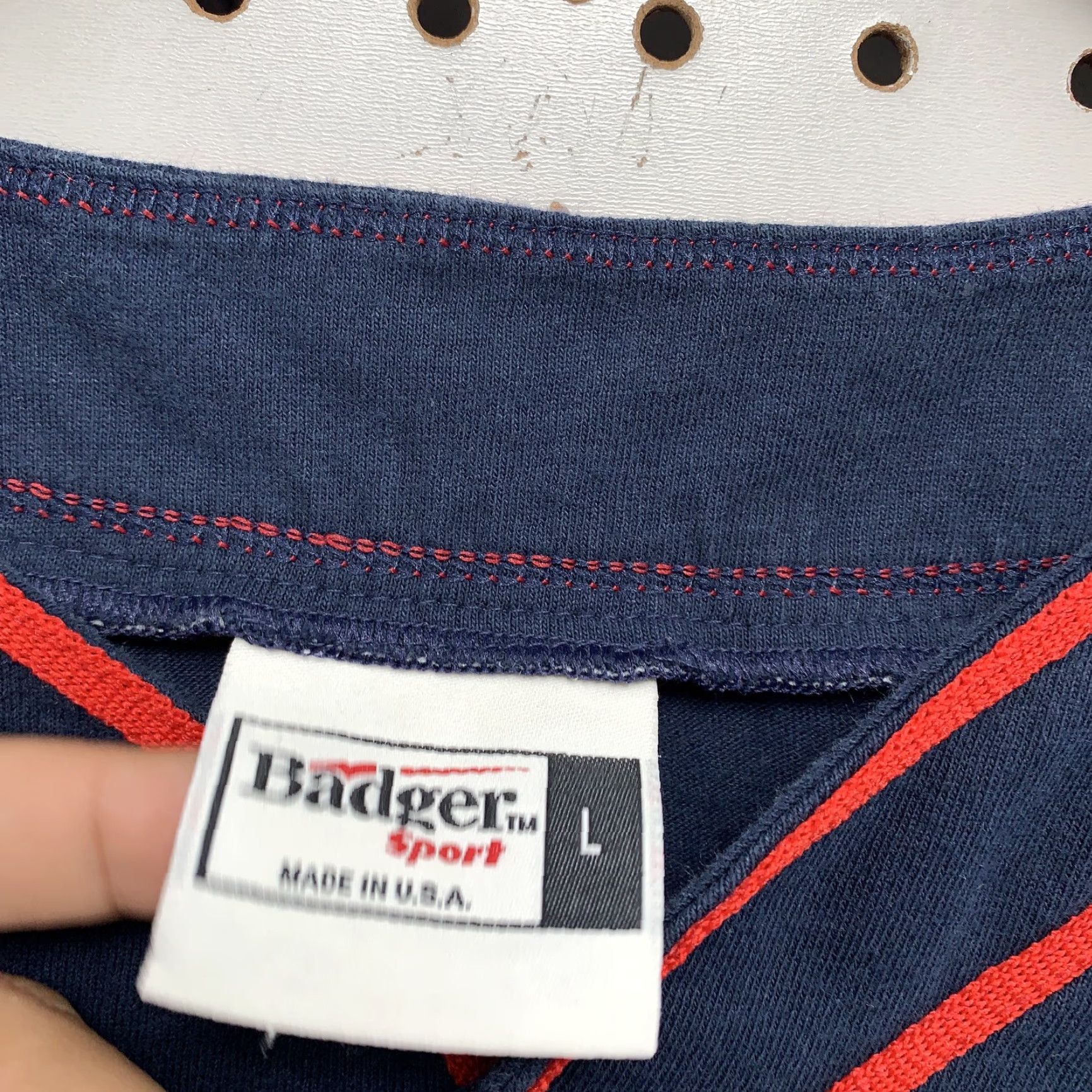 Vintage VINTAGE Badger Sport Mickey Graphic T-Shirt Navy Blue Short Sleeve L Made USA Womens Shirt L Navy Mickey Graphic T-Shirt 90s-Event Size L / US 10 / IT 46 - 2 Thumbnail