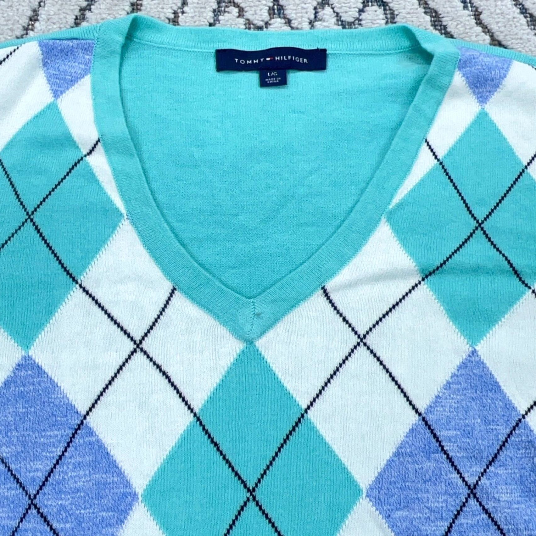 Tommy Hilfiger Tommy Hilfiger Sweater Women L Blue Teal V-Neck Knit Pullover Argyle Embroidered Logo Womens Size L / US 10 / IT 46 - 4 Thumbnail