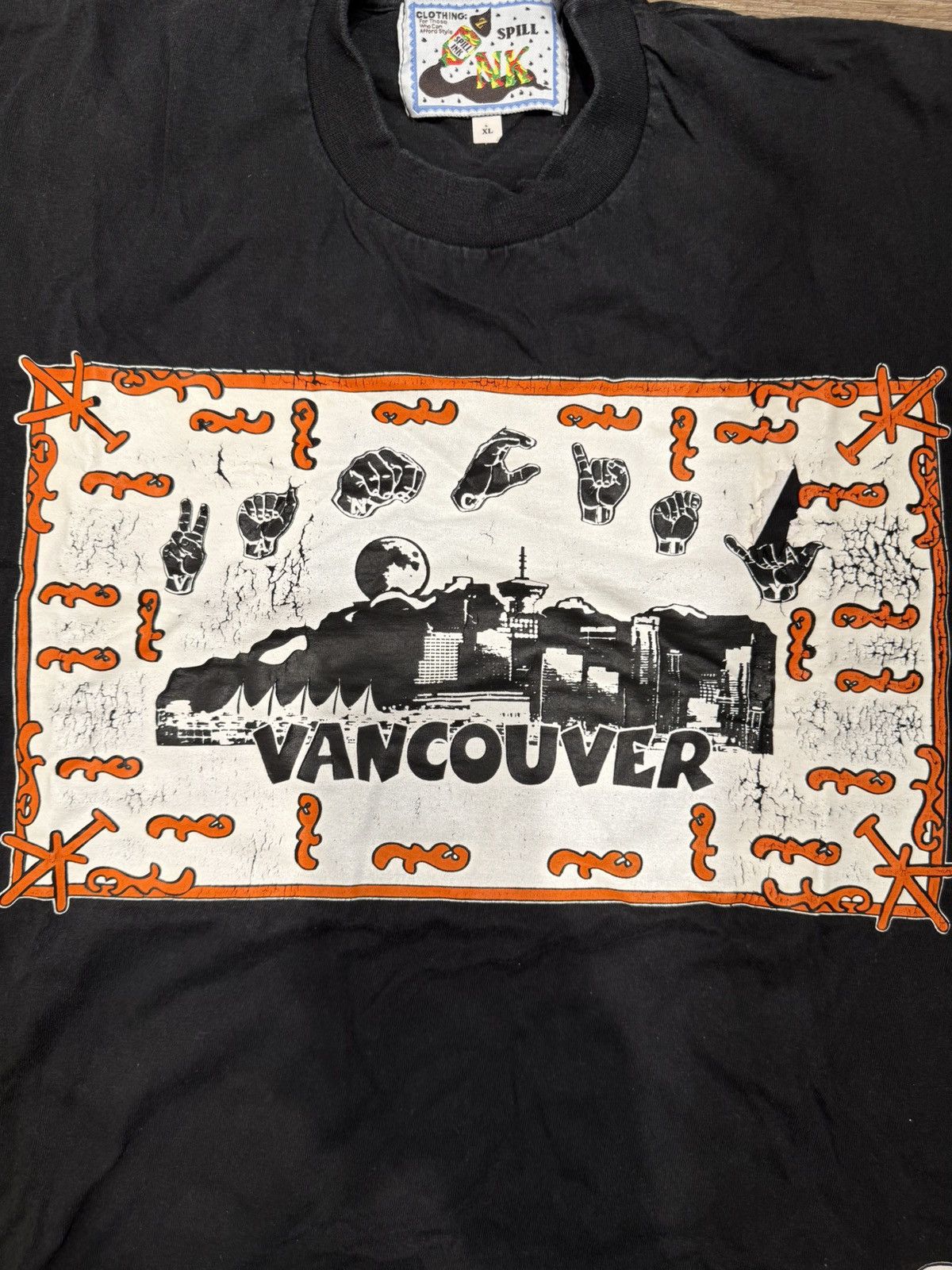 Vintage ***FINAL DROP***RARE 00 VANCOUVER BC CANADA “HANDZ” SHIRT XL Size US XL / EU 56 / 4 - 4 Thumbnail