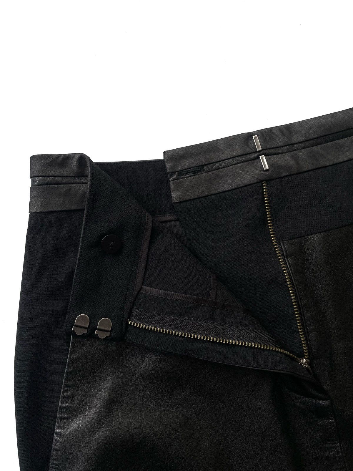 Alexander Wang Alexander Wang Black Midi Skirt Wool & Leather Size 6/M-L Size 30" / US 8 / IT 44 - 9 Thumbnail