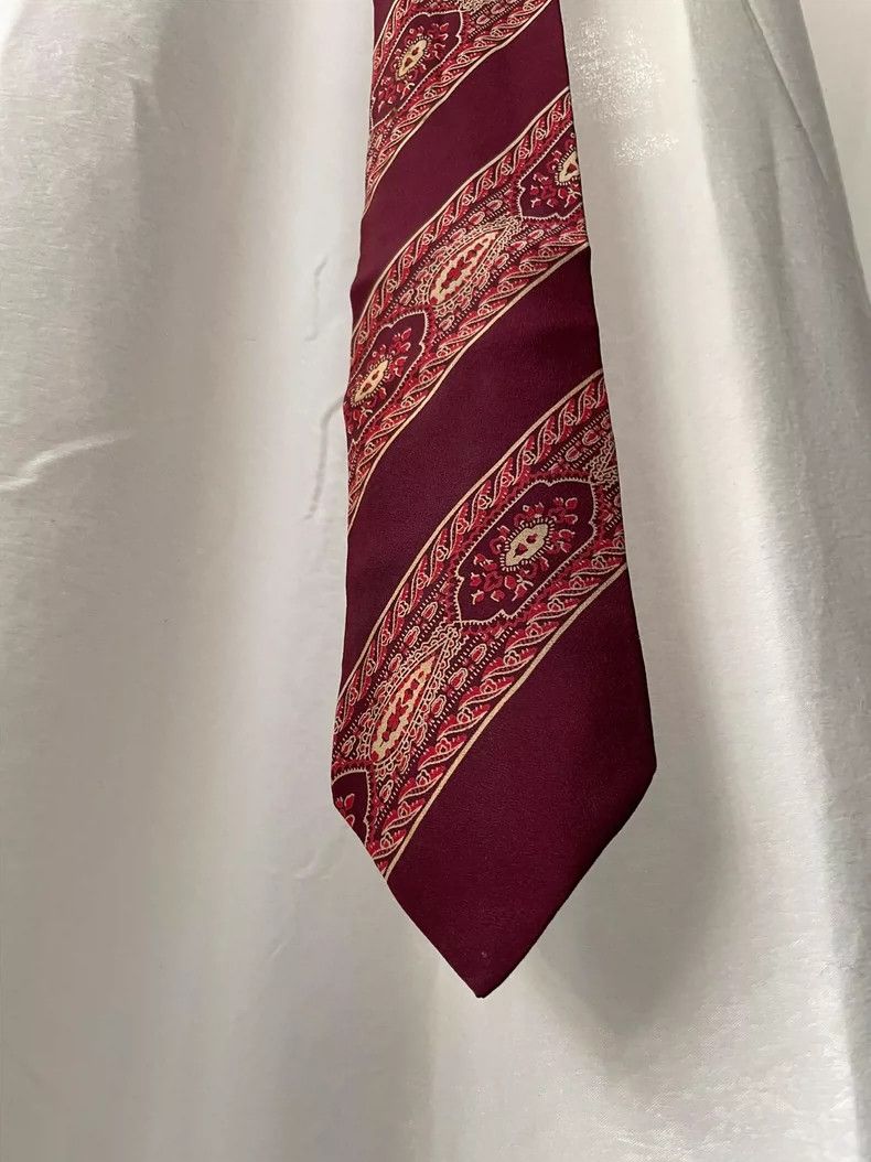 Yohji Yamamoto yohji Yamamoto Red tie with small national pattern tie Size ONE SIZE - 4 Thumbnail