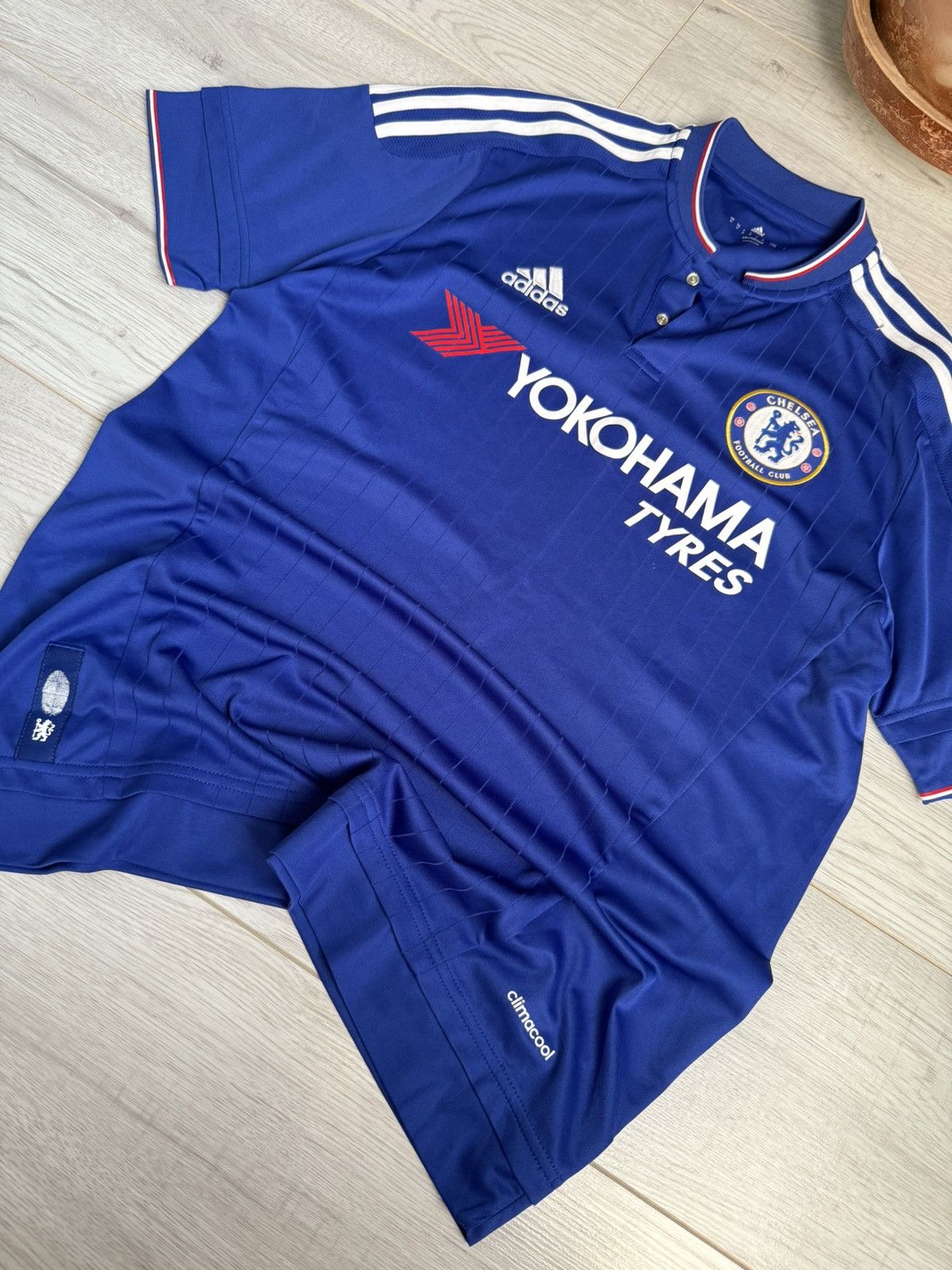 Adidas × Chelsea Soccer Vintage Adidas Chelsea soccer jersey 2016 kit shirt Size US M / EU 48-50 / 2 - 2 Thumbnail