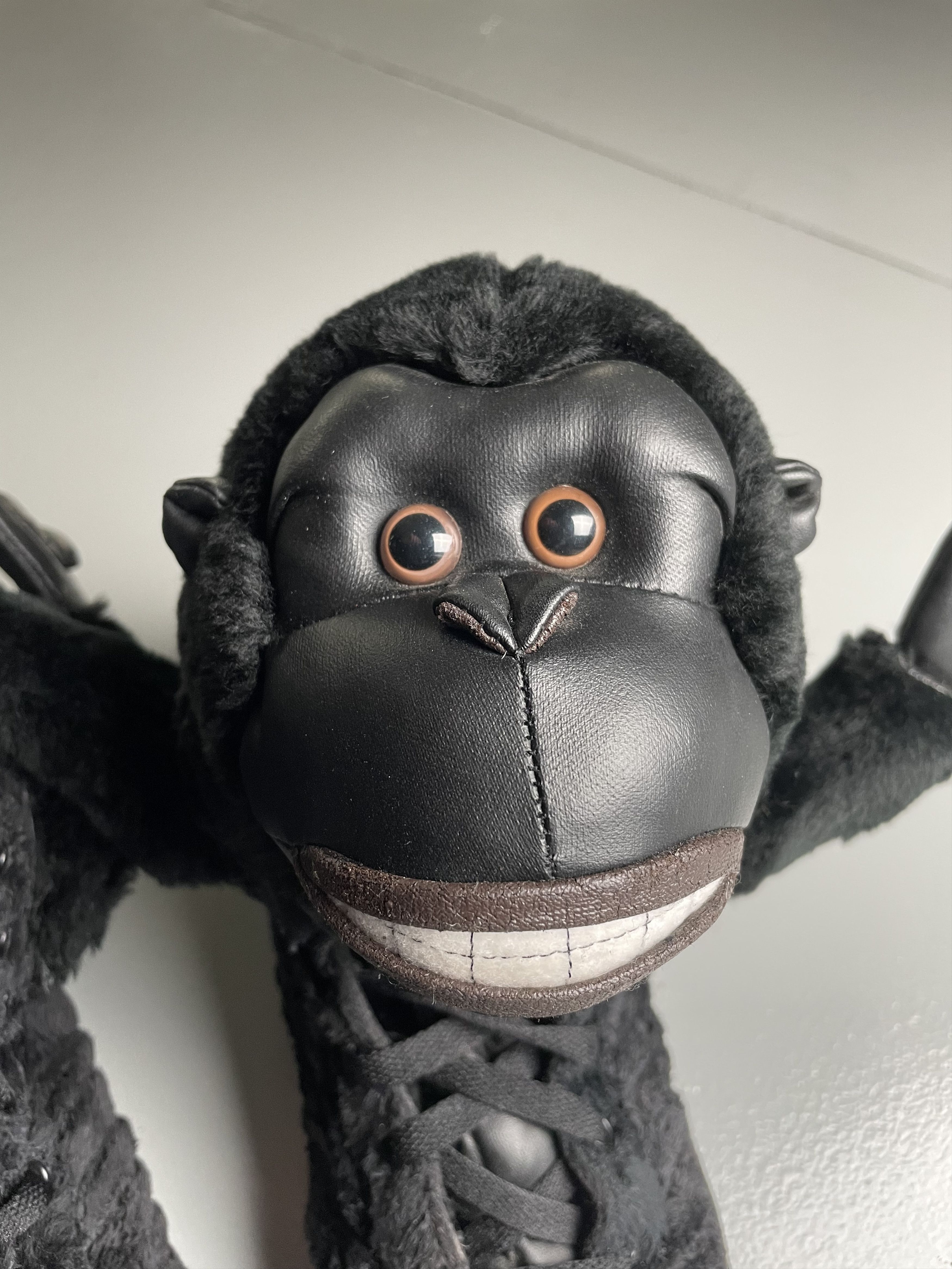 Adidas × Jeremy Scott adidas Originals by Jeremy Scott S/S 2012 JS Gorilla Size US 9 / EU 42 - 3 Thumbnail