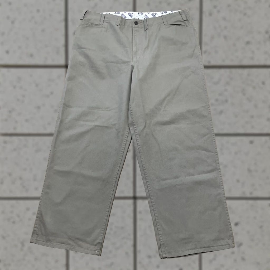 Ben Davis VINTAGE Ben Davis Gorilla Cut Pants Men 44x31 Workwear Pants Khaki Tan Wide-Leg Baggy 90s Chicano Skater Size US 44 / EU 60 - 1 Thumbnail