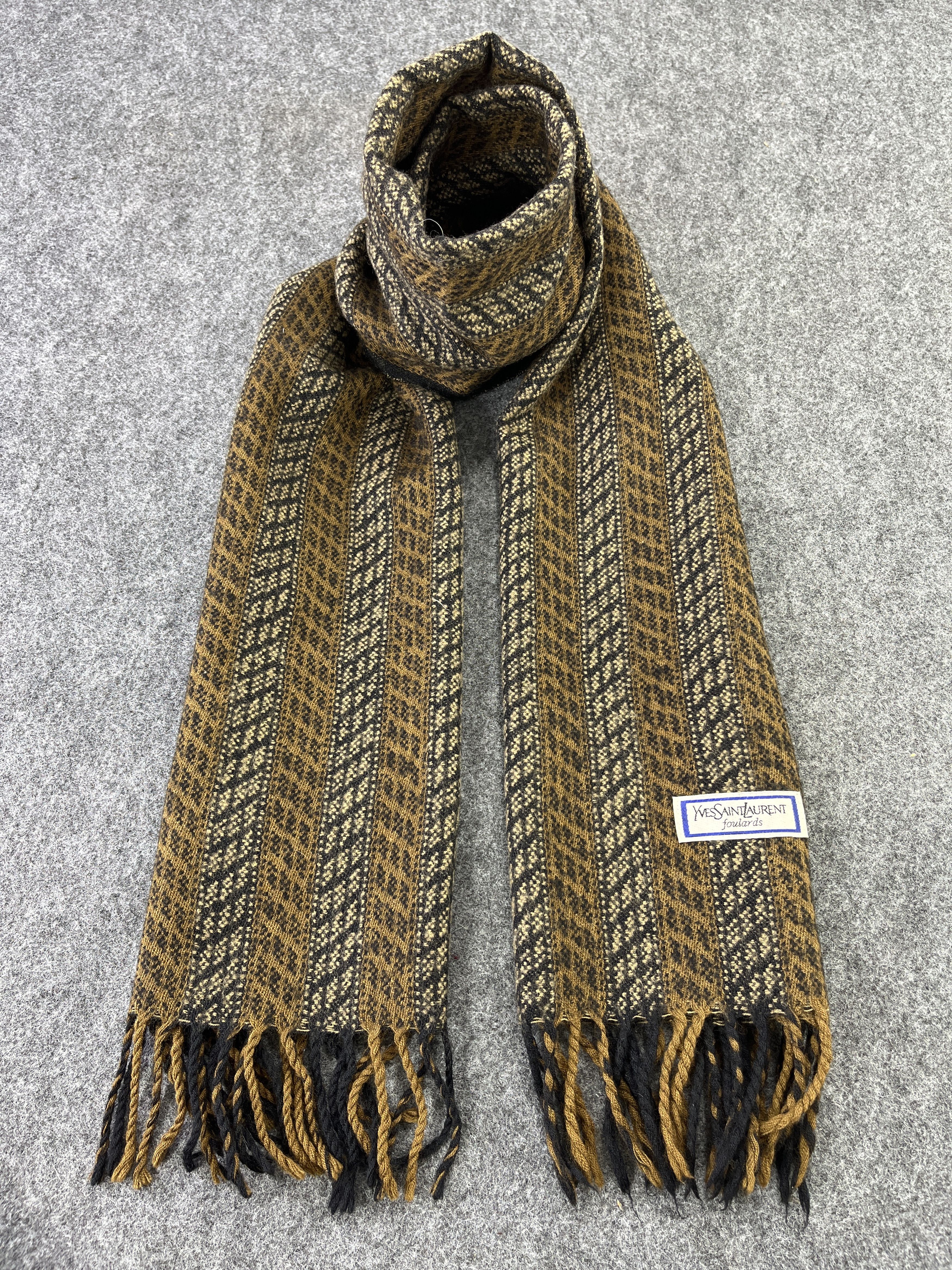 Vintage Vintage Yves Saint Laurent Scarf / Muffler / Neckwear T240 Size ONE SIZE - 5 Thumbnail