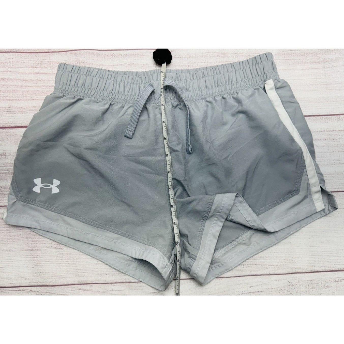 Under Armour UNDER ARMOUR Girl's Youth Large (L) Shorts Gray Print w Logo Size 34" / US 12 / IT 48 - 3 Thumbnail