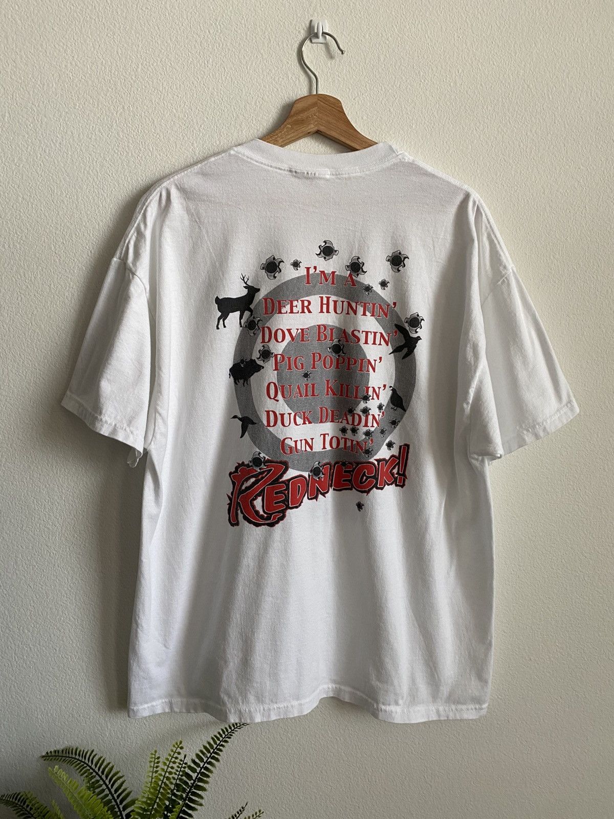 Vintage Vintage Funny Redneck Outdoor Hunting Tee Size US XL / EU 56 / 4 - 1 Thumbnail