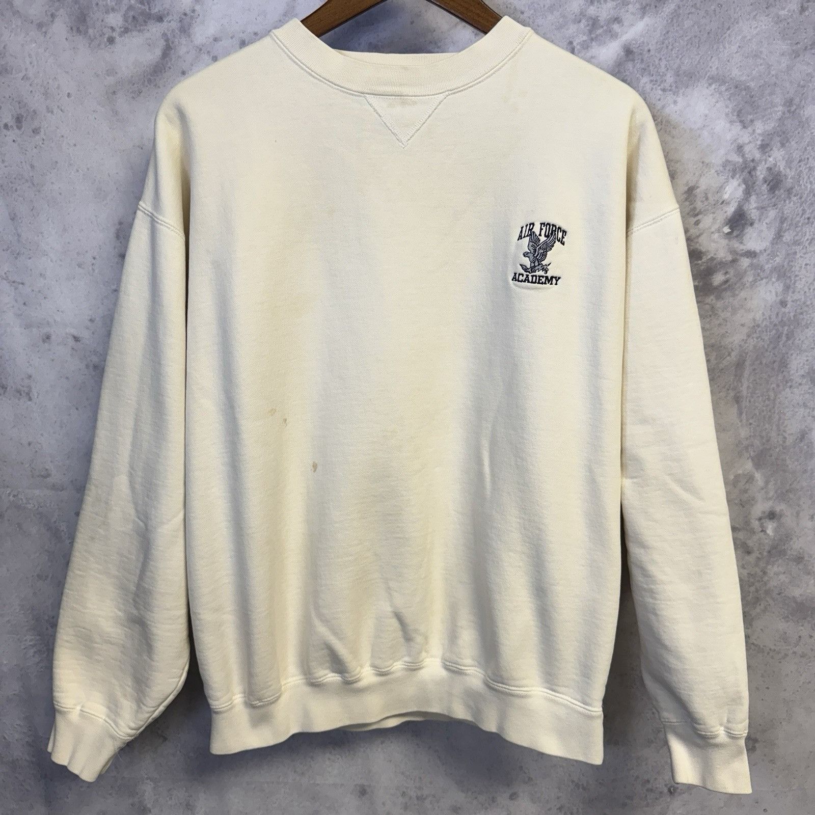 Vintage Vintage Air Force Academy Sweatshirt Mens Large White Crew N Size US L / EU 52-54 / 3 - 2 Thumbnail