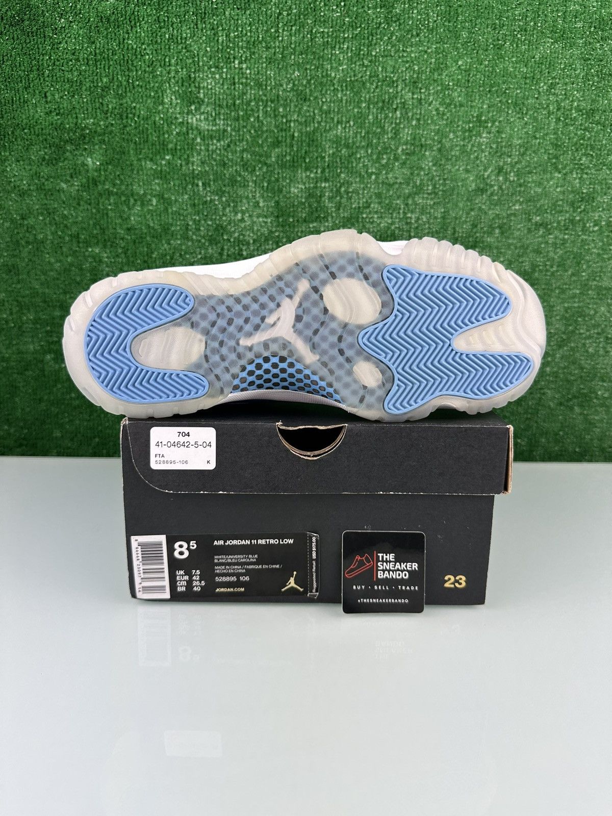 Jordan Brand Jordan 11 Retro Low UNC 2017 Size 8.5 Size US 8.5 / EU 41-42 - 2 Thumbnail