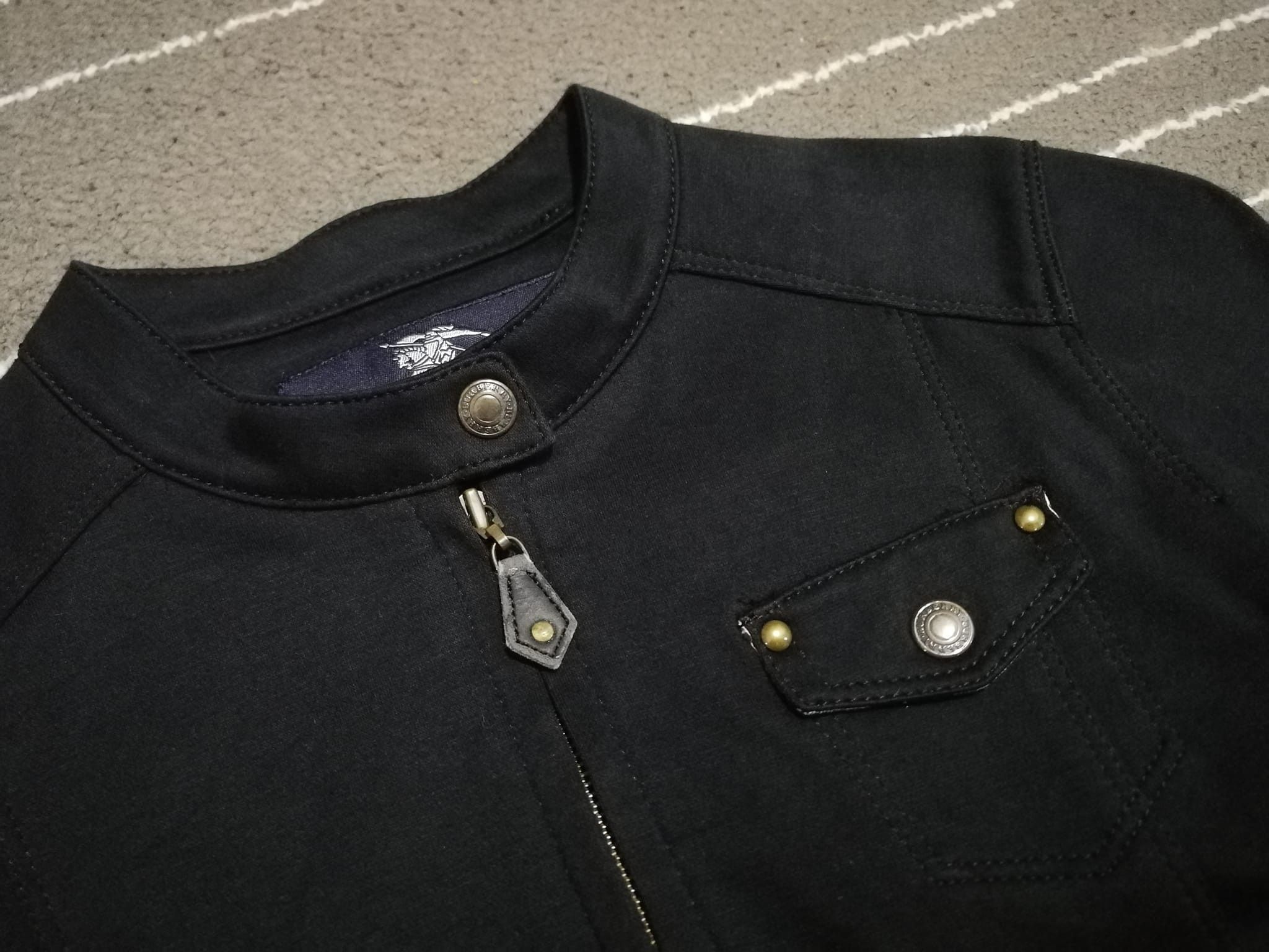 Burberry Prelove BURBERRY LONDON jacket kid 4-5 y 2058 Size XXS / US 00 / IT 34 - 8 Thumbnail