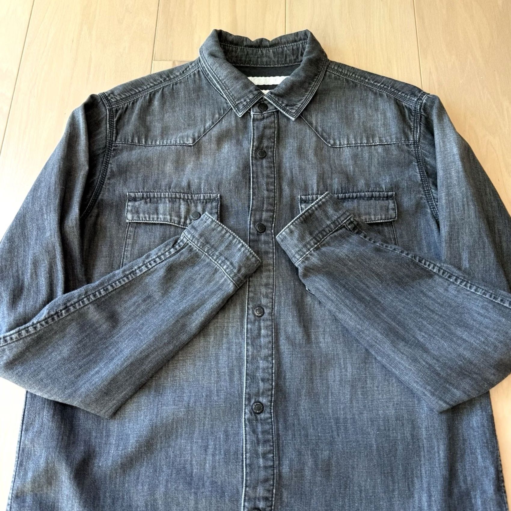 White Mountaineering VINTAGE White Mountaineering Snap Shirt Denim Black Size 2 Men Button-Up Collared Long Sleeve Casual Workwear Utility Size US XS / EU 42 / 0 - 4 Thumbnail