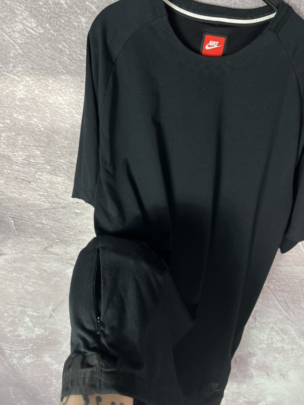 Nike Nike Tech Bonded Tshirt with Secret Pocket Size US L / EU 52-54 / 3 - 5 Thumbnail