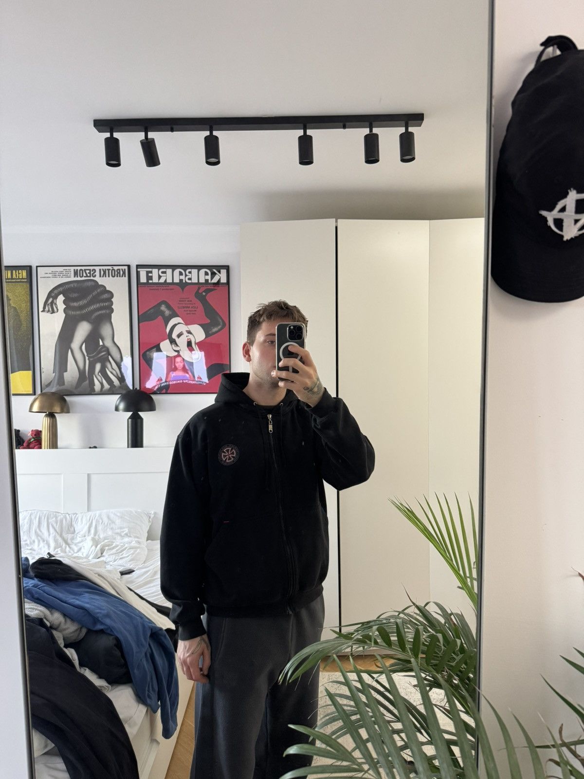 Independent Truck Co. Independent Truck Vintage 90s Zip Up Hoodie Washed Skate Size US L / EU 52-54 / 3 - 4 Thumbnail
