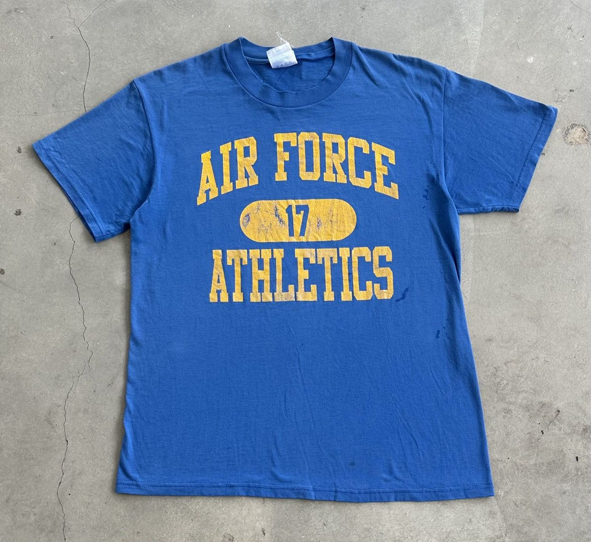 Hanes VINTAGE 90S WELL WORN AIR FORCE ATHLETICS TEE Size US M / EU 48-50 / 2 - 1 Thumbnail