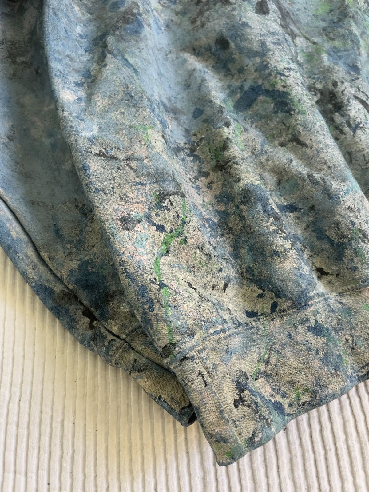 Handmade Painted Crewneck Size US L / EU 52-54 / 3 - 12 Thumbnail