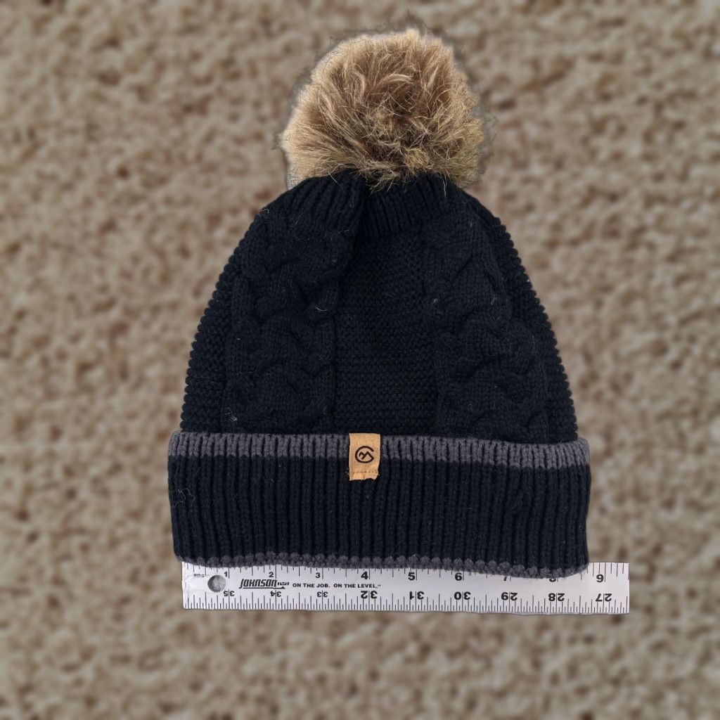 Vintage Chillmeister Beanie Adult One Size Black Gray Cable Knit 100% Acrylic Pom Hats Beanie Unisex Adults Knit Outdoor Ski Winter Mens Womens Girls Boys Size ONE SIZE - 1 Thumbnail