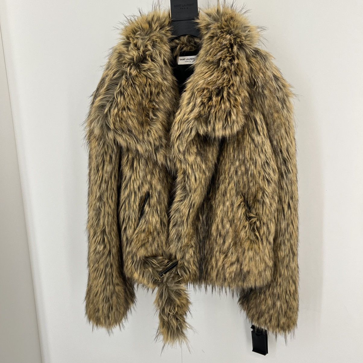 Saint Laurent Paris Saint Laurent Oversized Faux Fur Coat Size US M / EU 48-50 / 2 - 2 Thumbnail