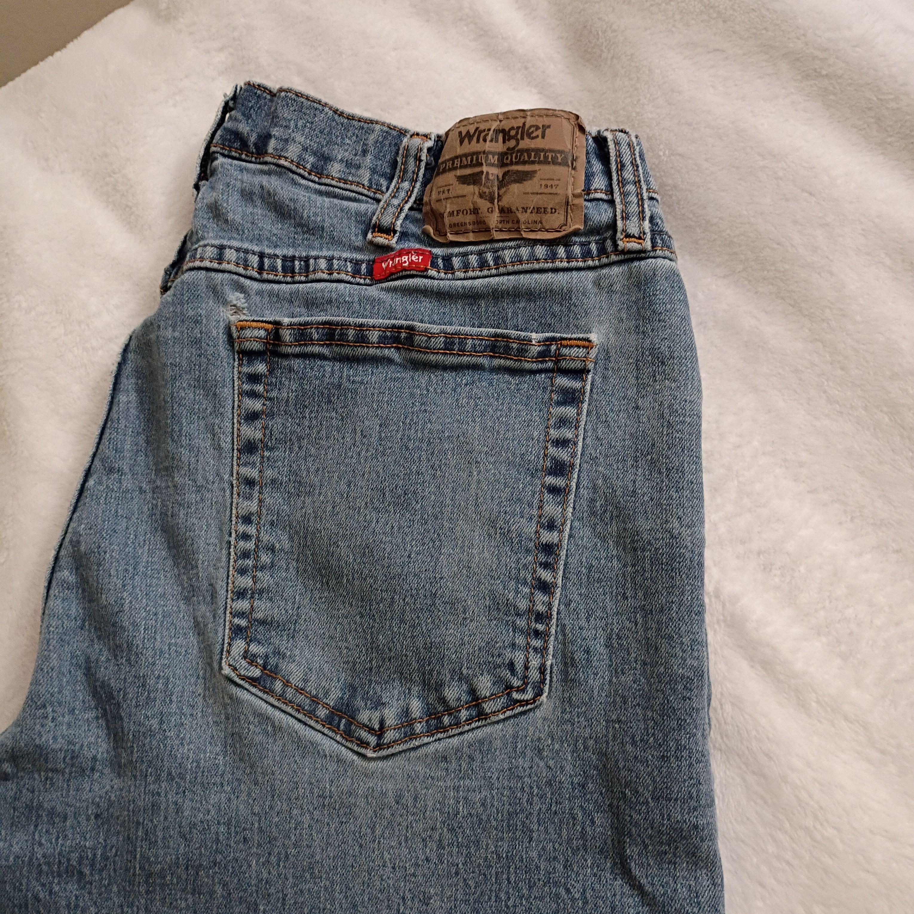 Wrangler Adult male Wranglers Jeans Size 32 x 32 USED Size US 32 / EU 48 - 4 Thumbnail