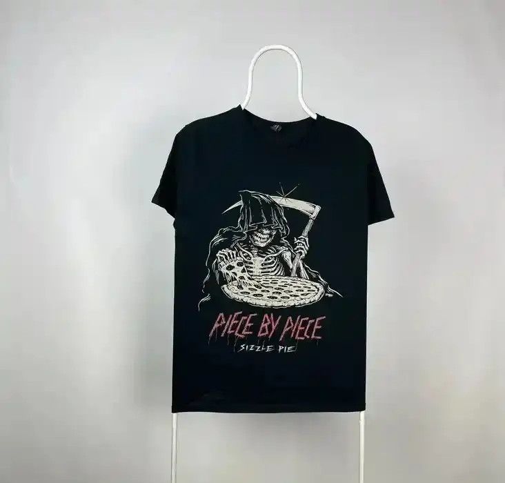 Band Tees Piece by piece T-shirt vintage death pizza size M black Size US M / EU 48-50 / 2 - 1 Thumbnail