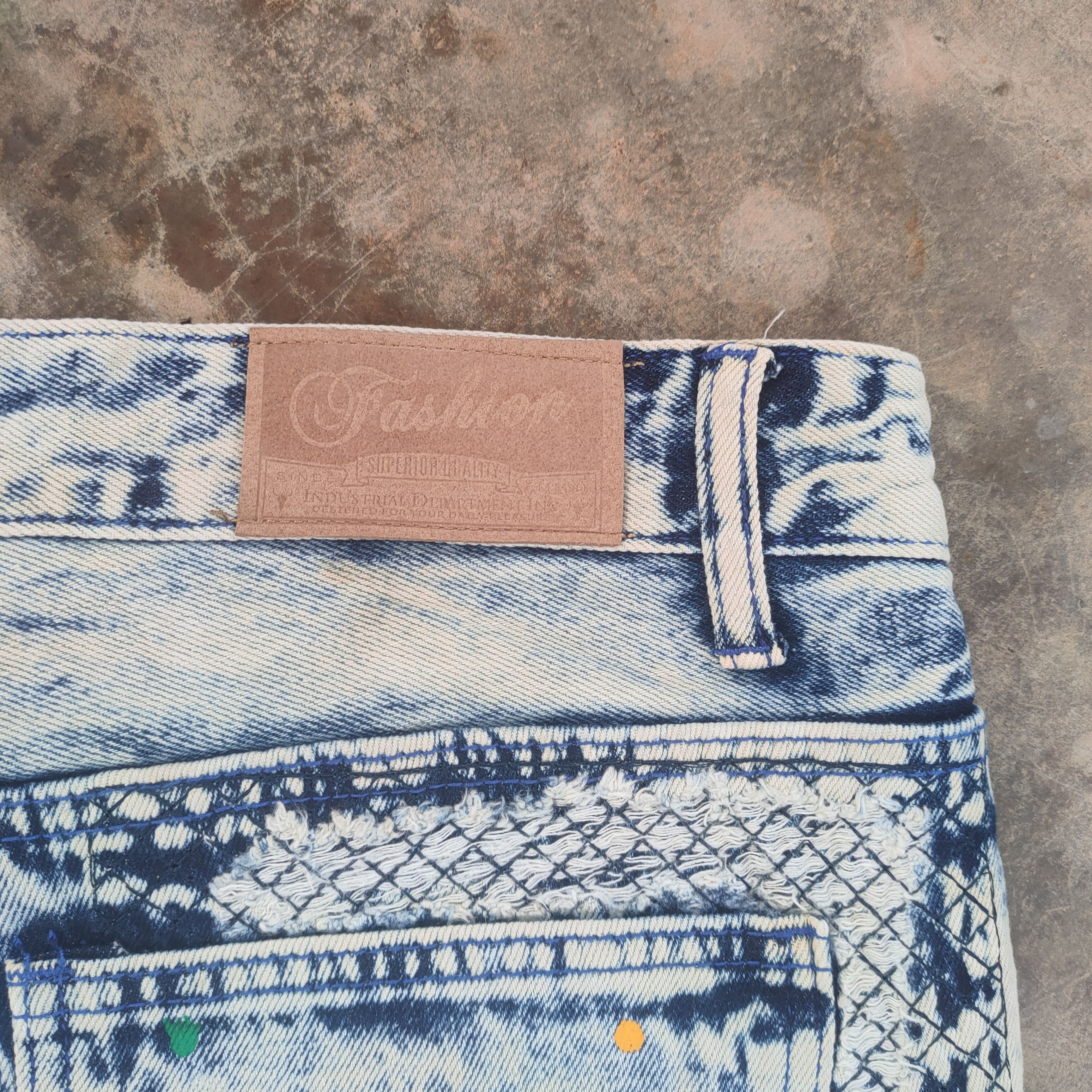 Fashion Victim VTG FASHION PAINT PATCHWORK MUD WASH DENIM JEANS DENIM Size US 36 / EU 52 - 13 Thumbnail