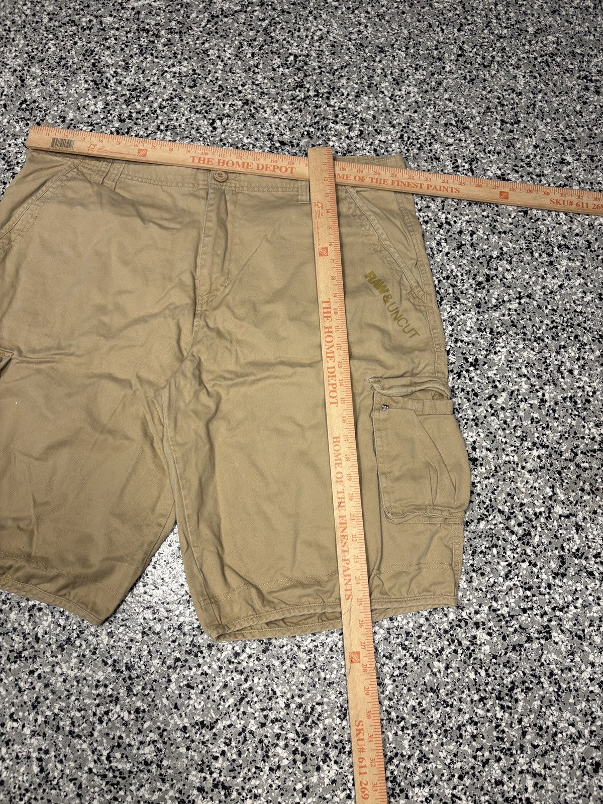 Ecko Unltd. 2000s Ecko Untld. Tan Cargo Baggy Fit Shorts Size 44 Size US 44 / EU 60 - 5 Thumbnail