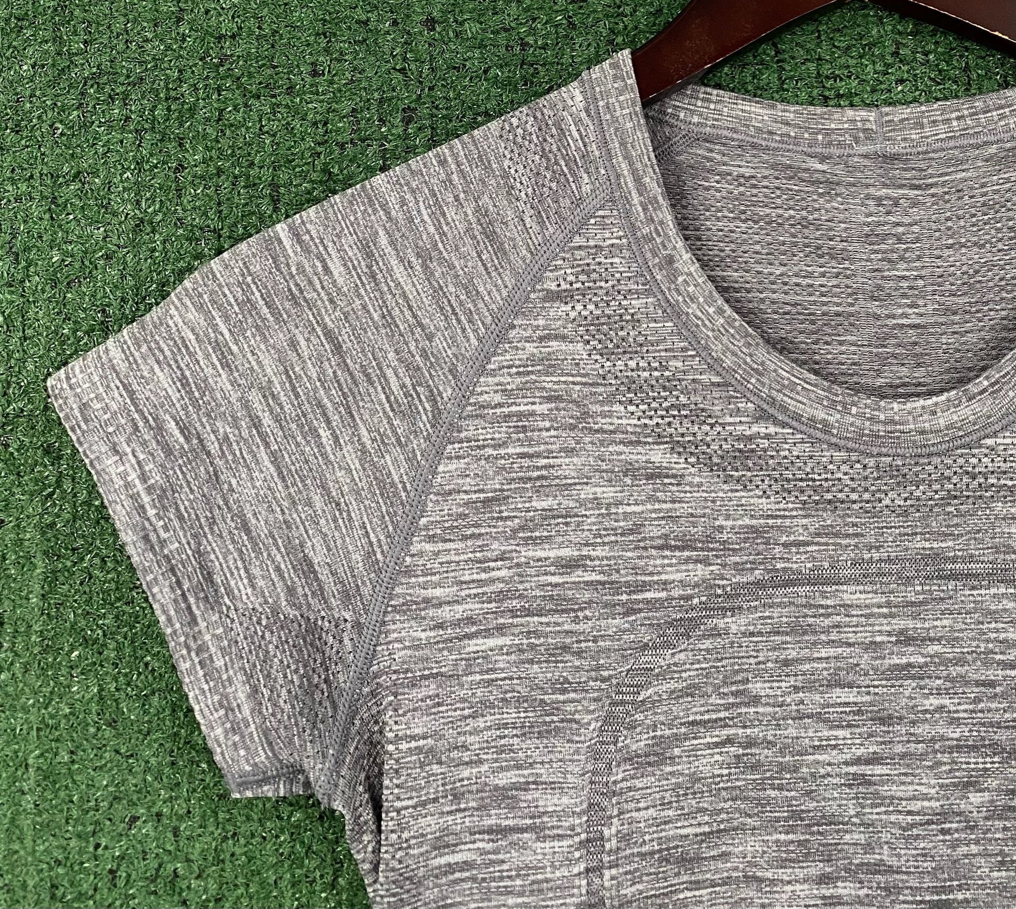 Lululemon Lululemon Swiftly Tech Short Sleeve Grey Shirt Size 8 Size M / US 6-8 / IT 42-44 - 3 Thumbnail