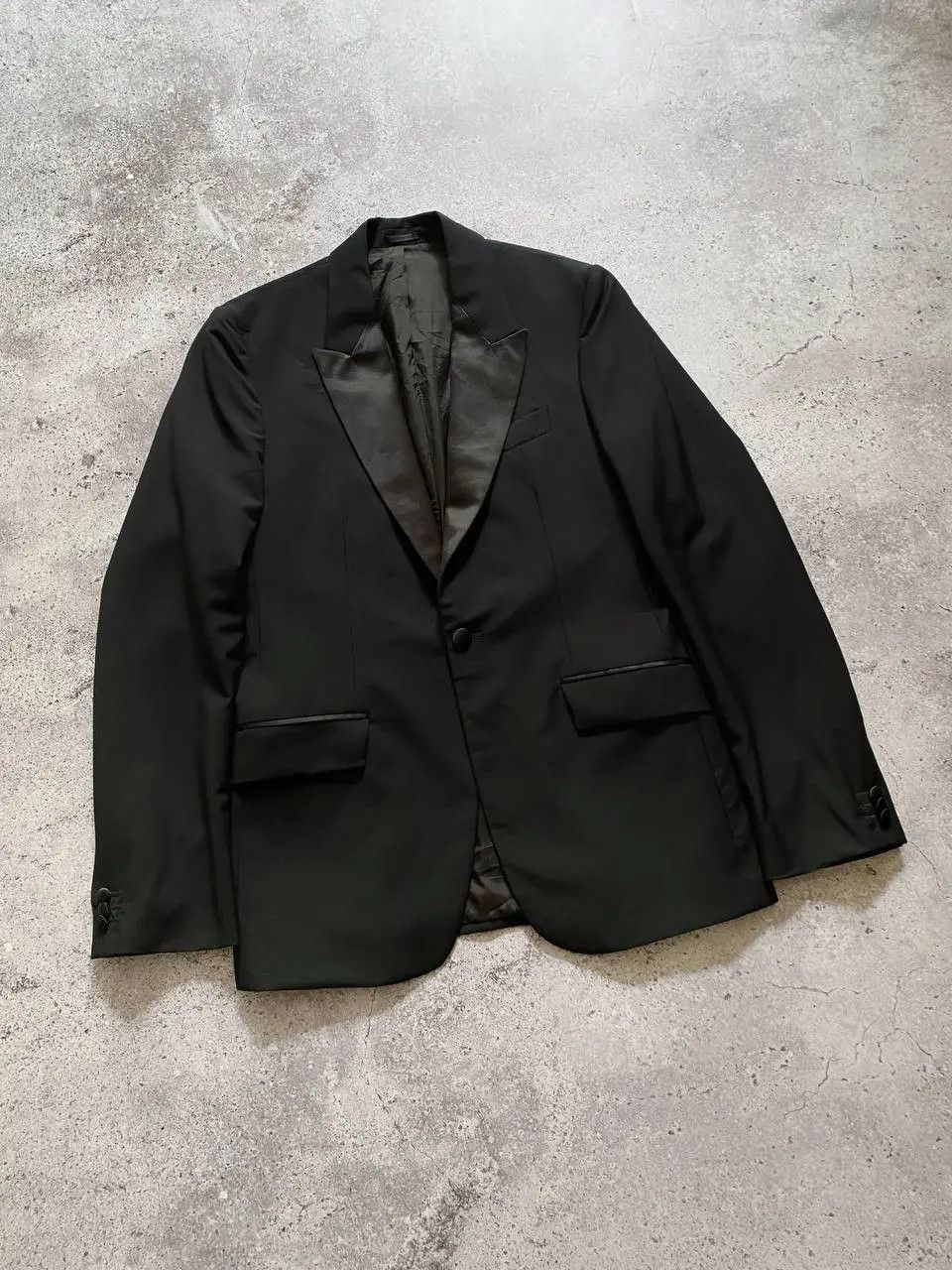 Alexander McQueen RARE ALEXANDER MCQUEEN BLACK WOOL SATIN LAPEL BLAZER Size 38R - 3 Thumbnail