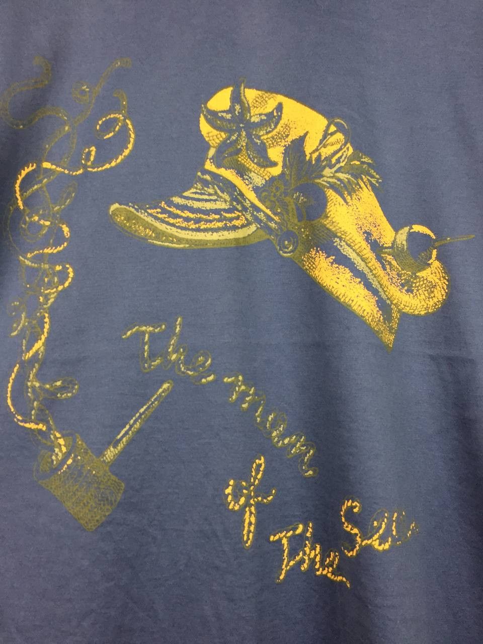 Vintage Vtg LEGIONARI Fabbricato in Italia Designer Graphic Art Tee Size US M / EU 48-50 / 2 - 4 Thumbnail