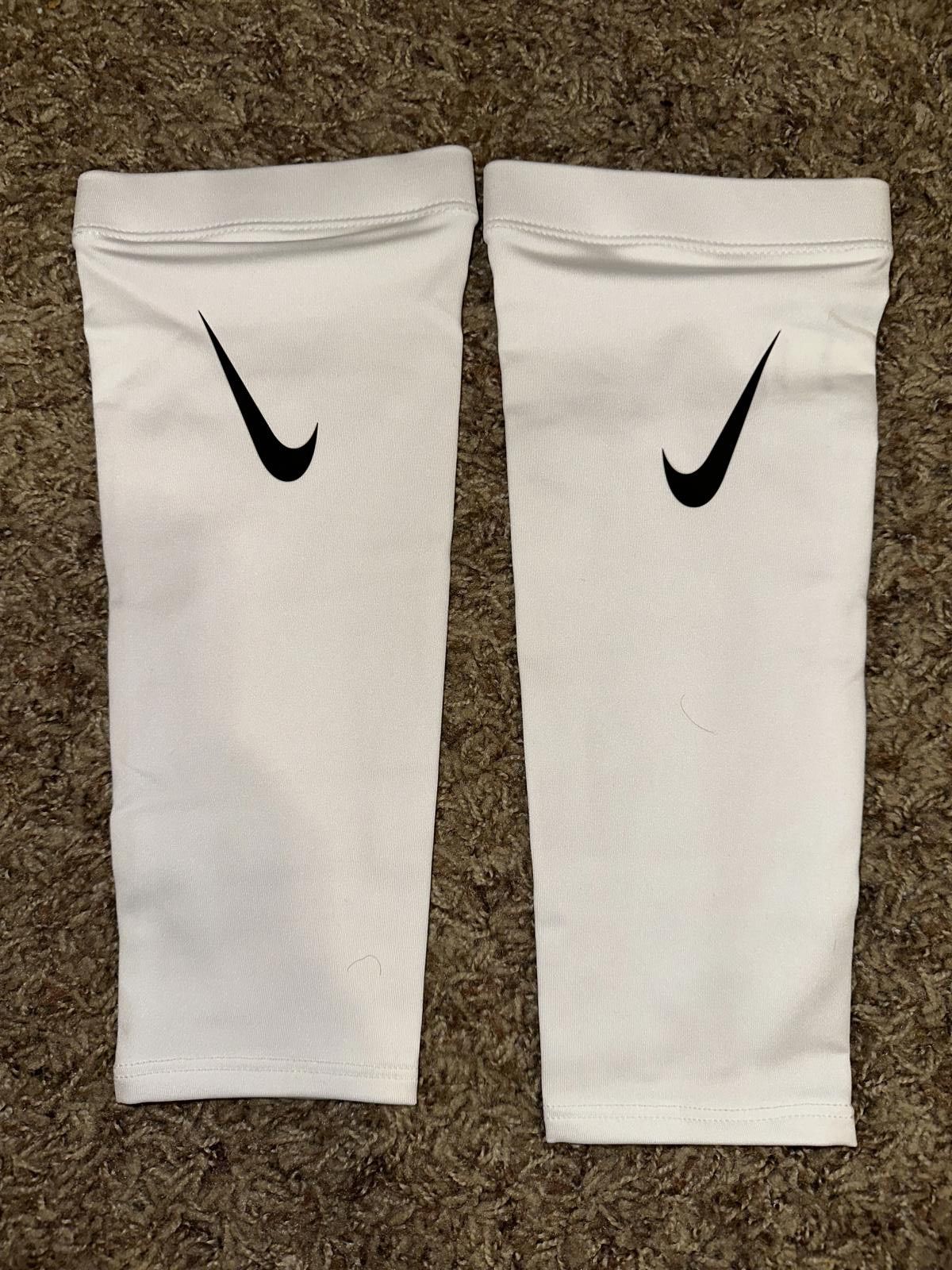 Nike Nike Adults' Pro Dri-FIT Shiver 4.0 Sleeves 2-Pack 2019 Size ONE SIZE - 7 Thumbnail