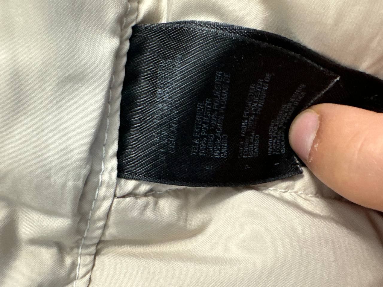 The North Face Vintage The North Face Puffer Vest 700 White Size S Size S / US 4 / IT 40 - 17 Thumbnail