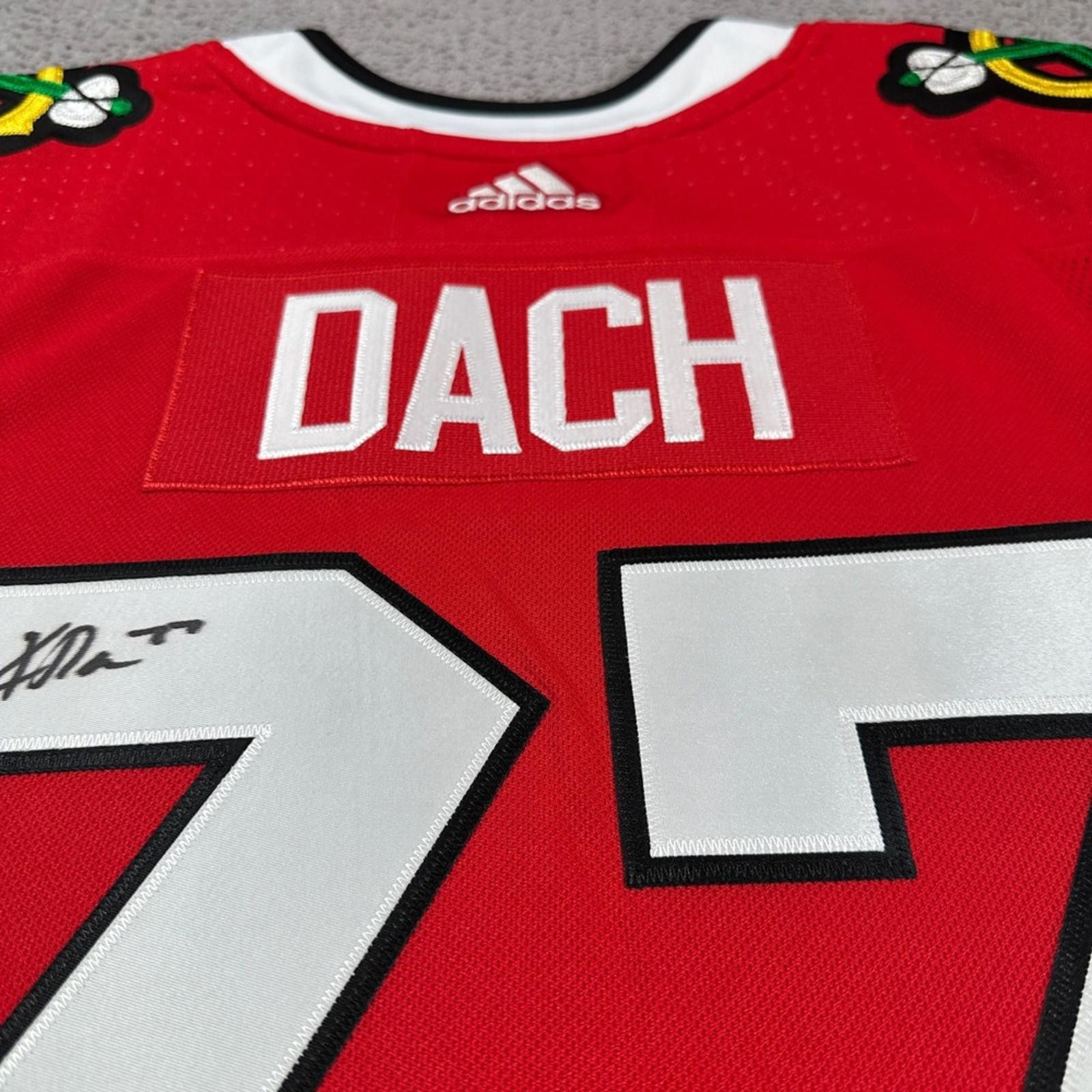 Adidas Kirby Dach Signed Chicago Blackhawks Adidas Authentic Jersey Size US L / EU 52-54 / 3 - 7 Thumbnail