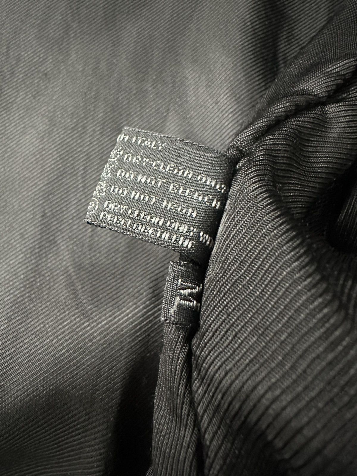 Prada Prada - 90s Vintage Zip-Up Nylon Bomber Jacket Hard to Find Size US M / EU 48-50 / 2 - 15 Thumbnail