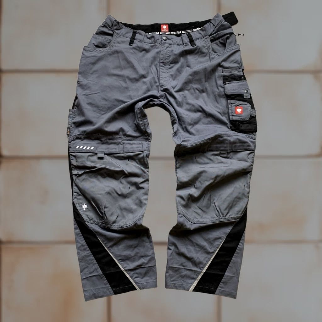 Vintage ENGELBERT STRAUSS WORKWEAR CARGO PANTS MOTION MEN'S US 44 GRAY CARGO PANTS 44 US Mens Size US 44 / EU 60 - 1 Thumbnail
