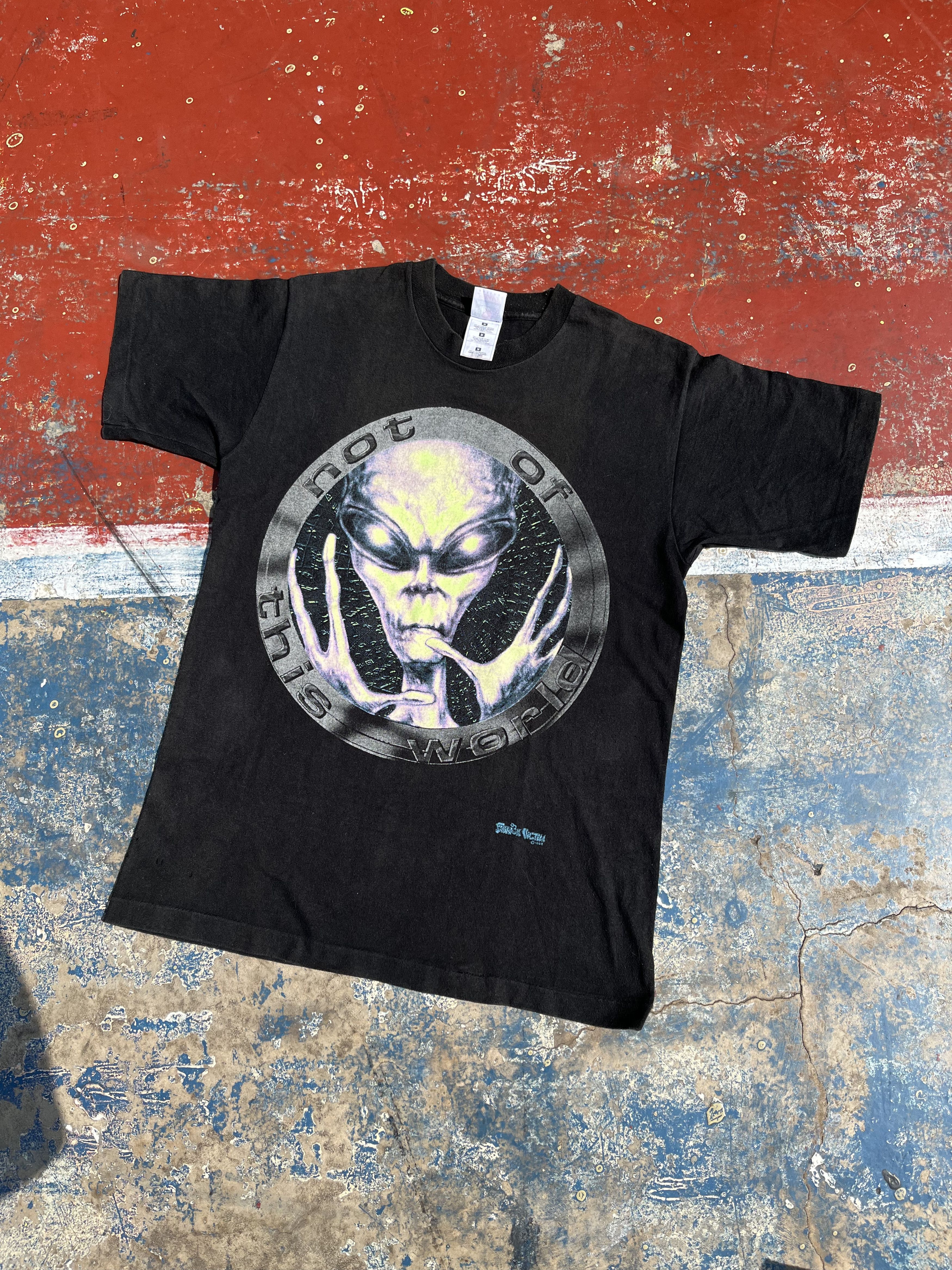 Fashion Victim Alien Shirt | Grailed
